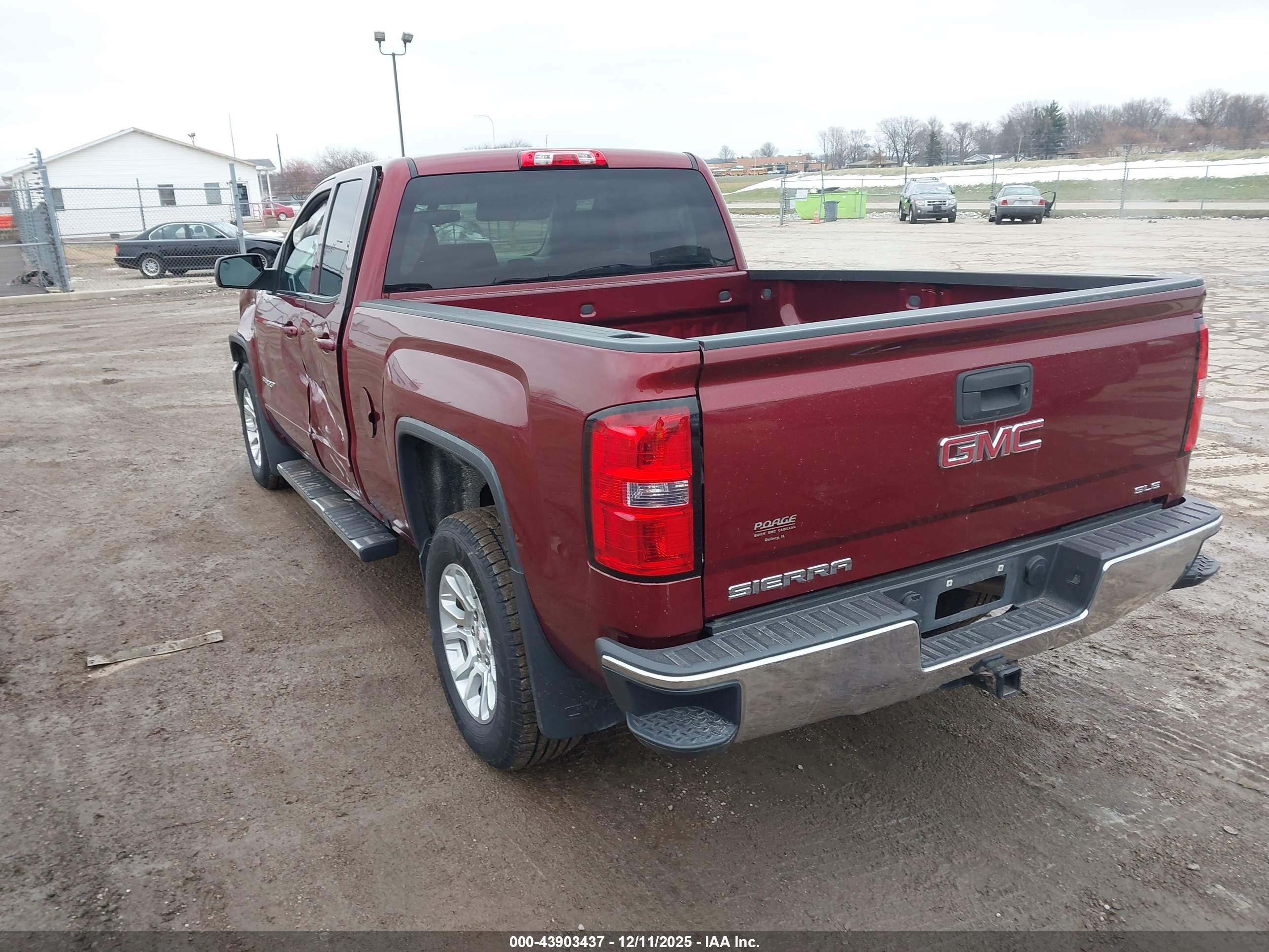 GMC SIERRA image 3