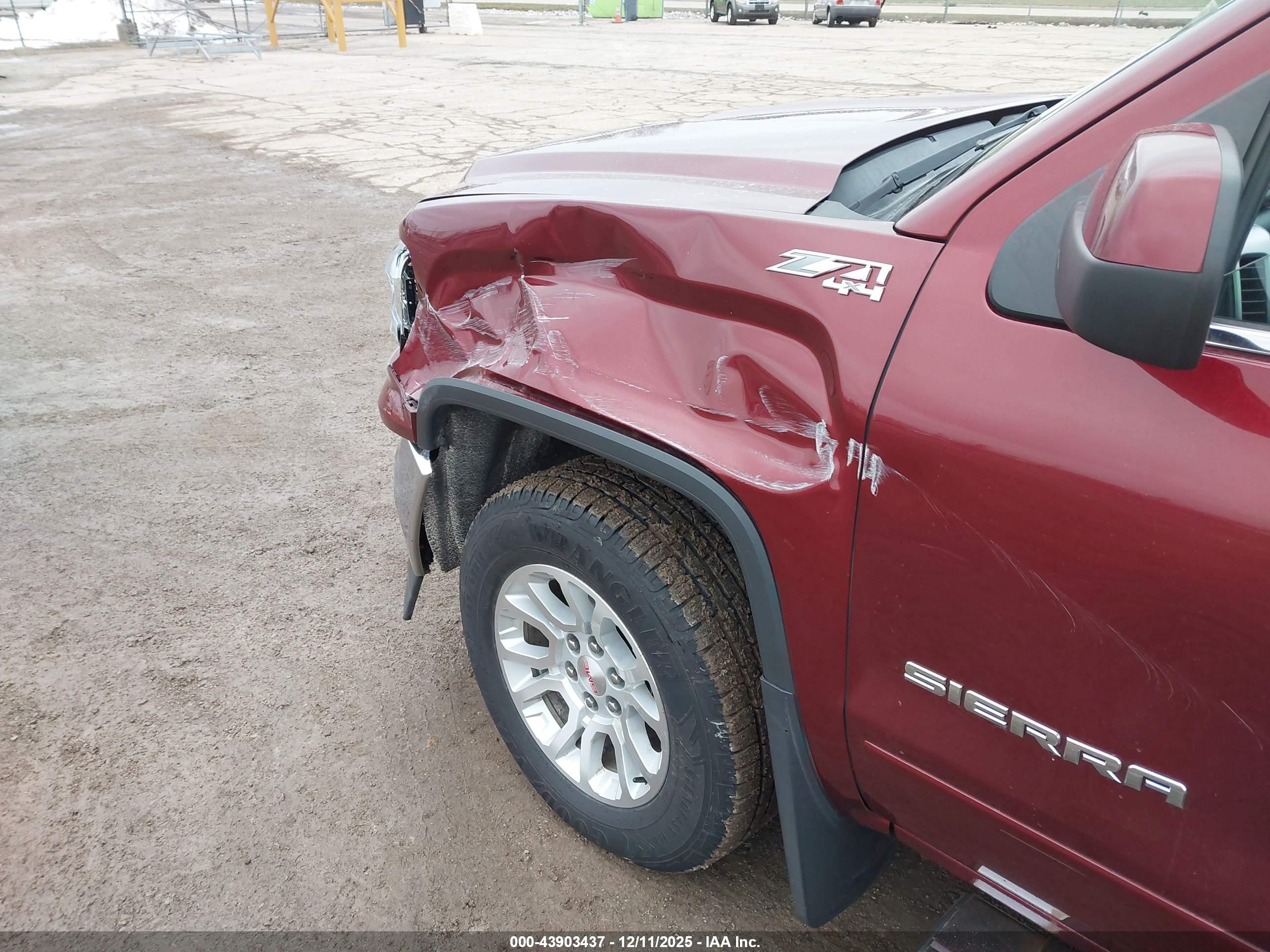 GMC SIERRA image 6