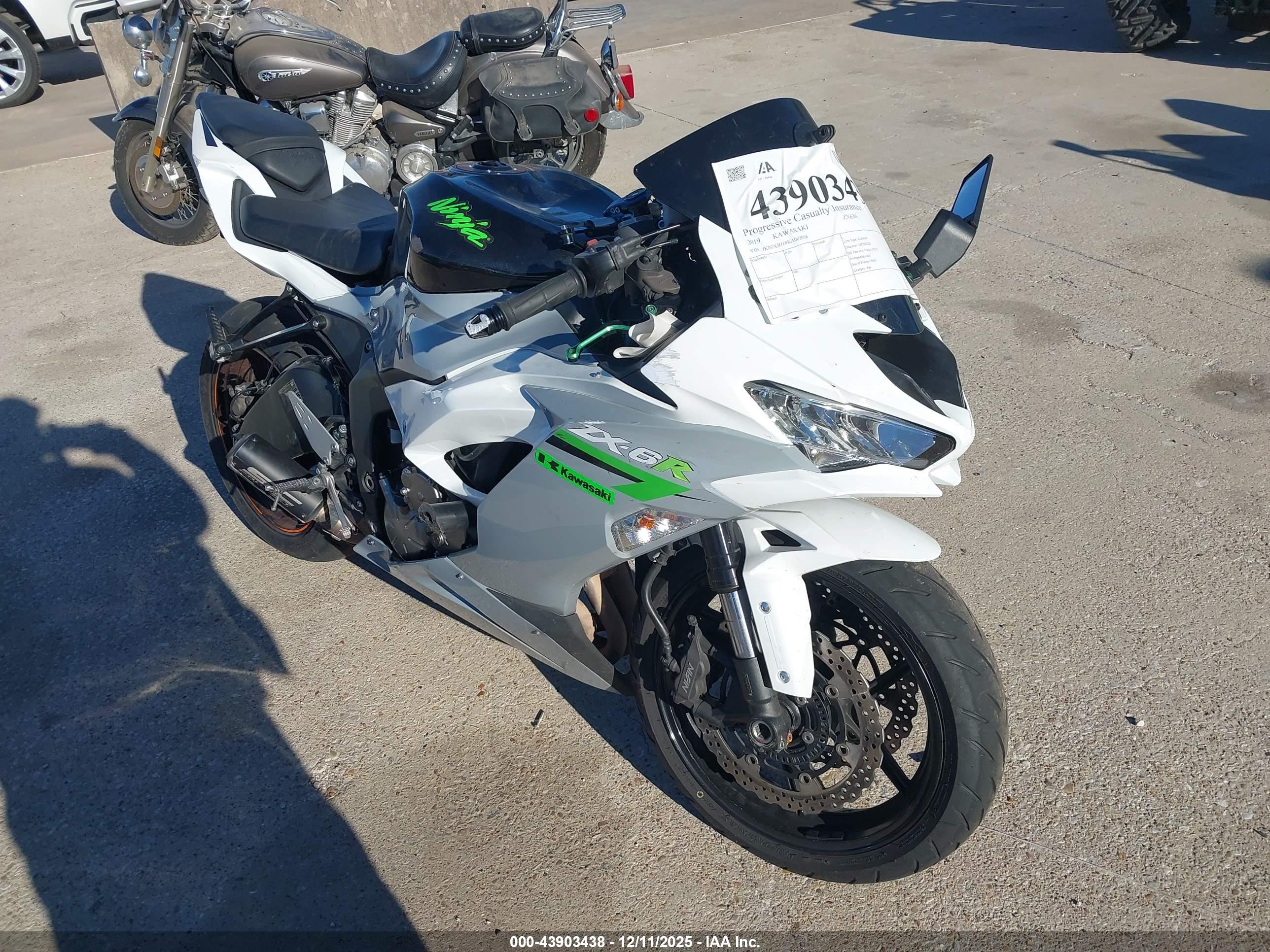 KAWASAKI ZX636 image 2