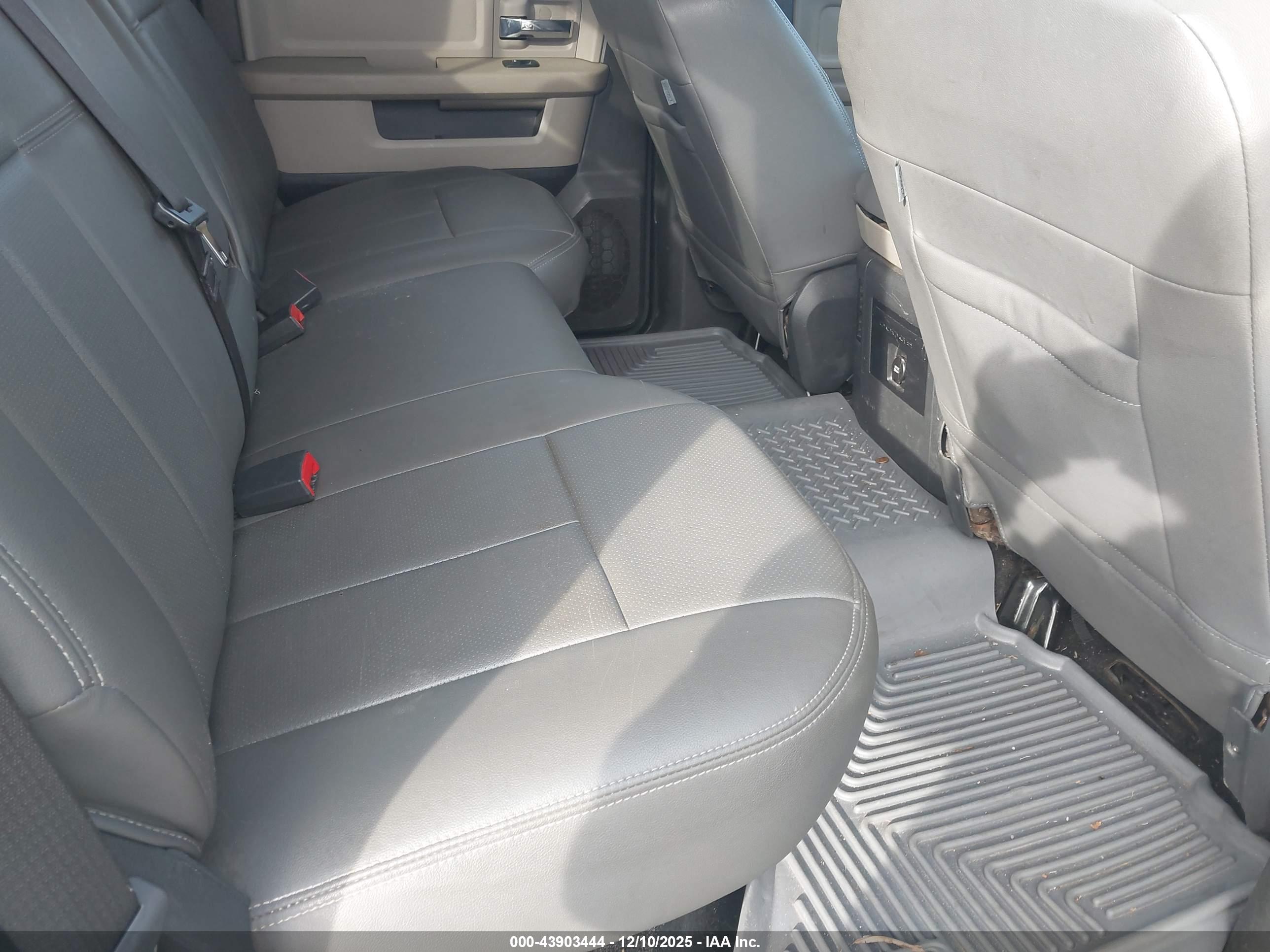 RAM 1500 image 8