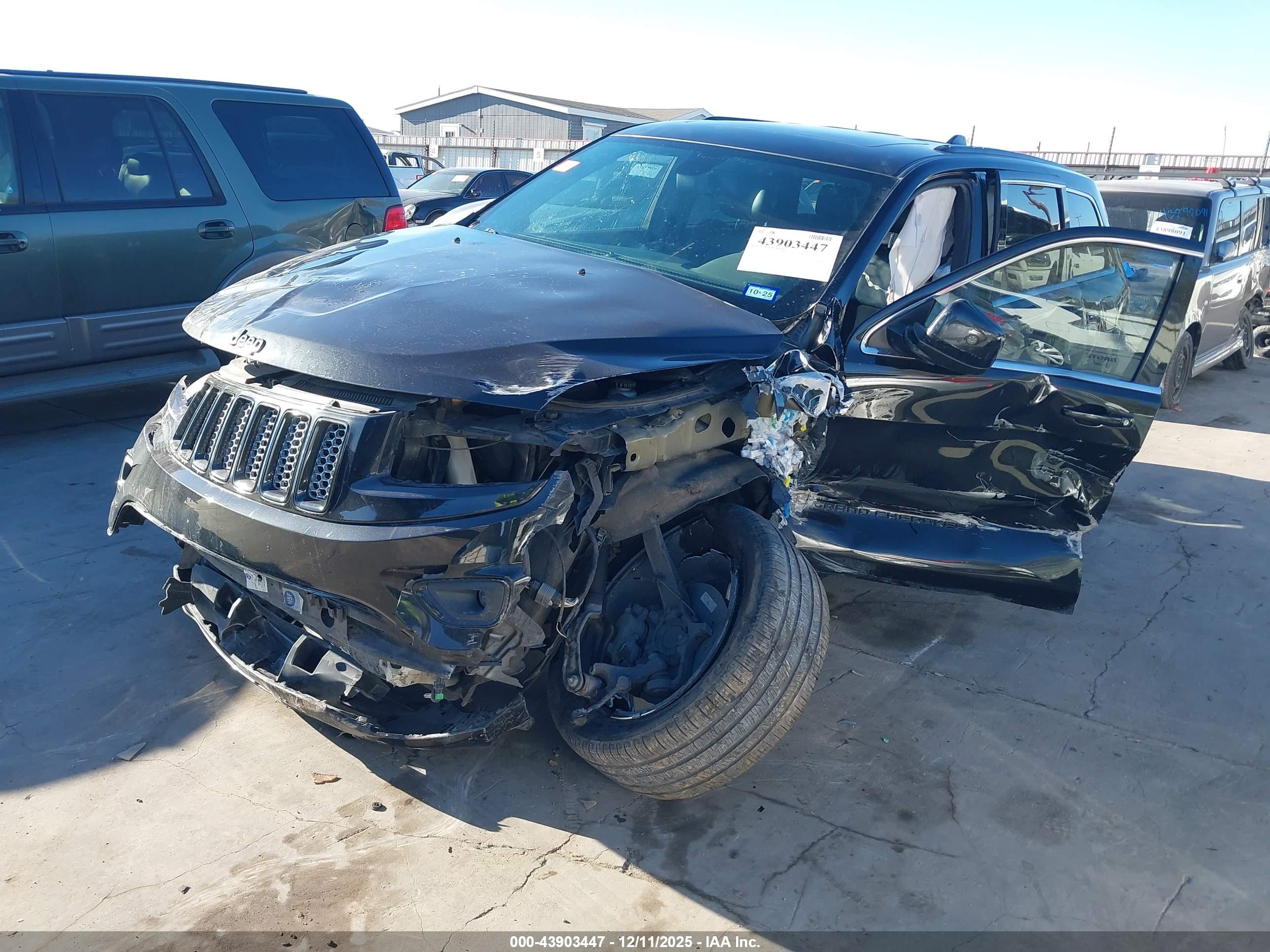 JEEP GRAND image 2