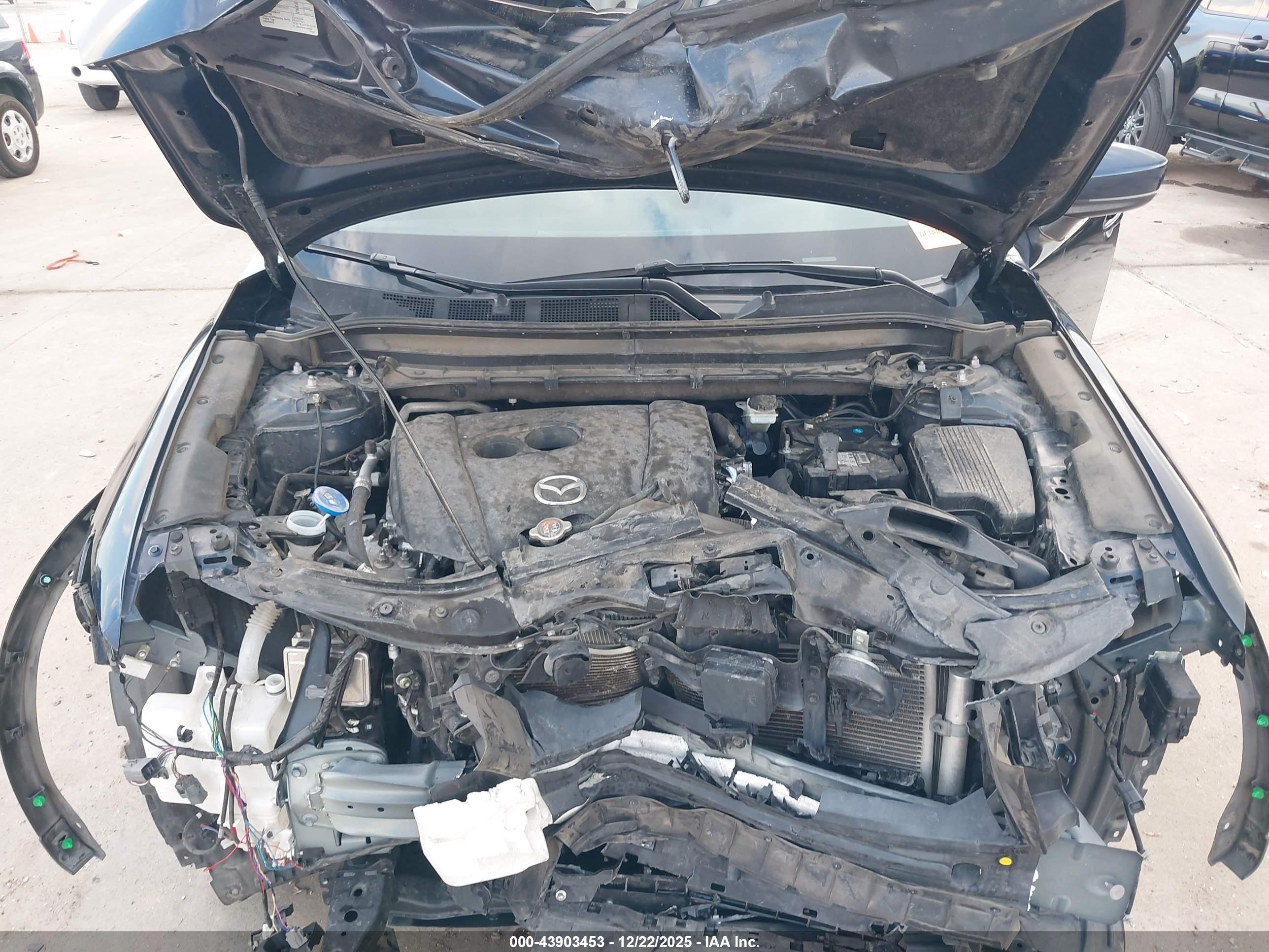 MAZDA CX-5 image 10
