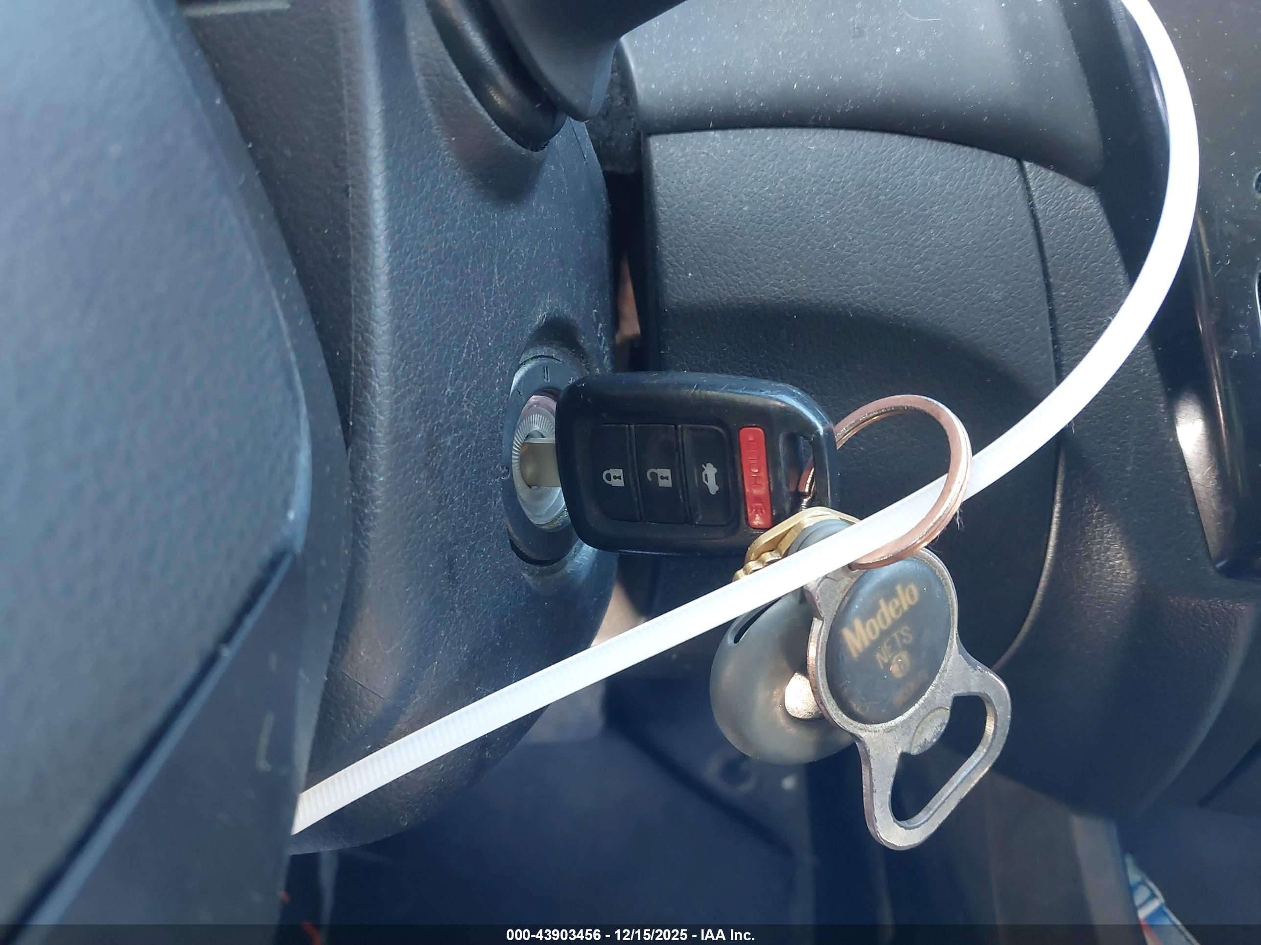 HONDA CIVIC image 11