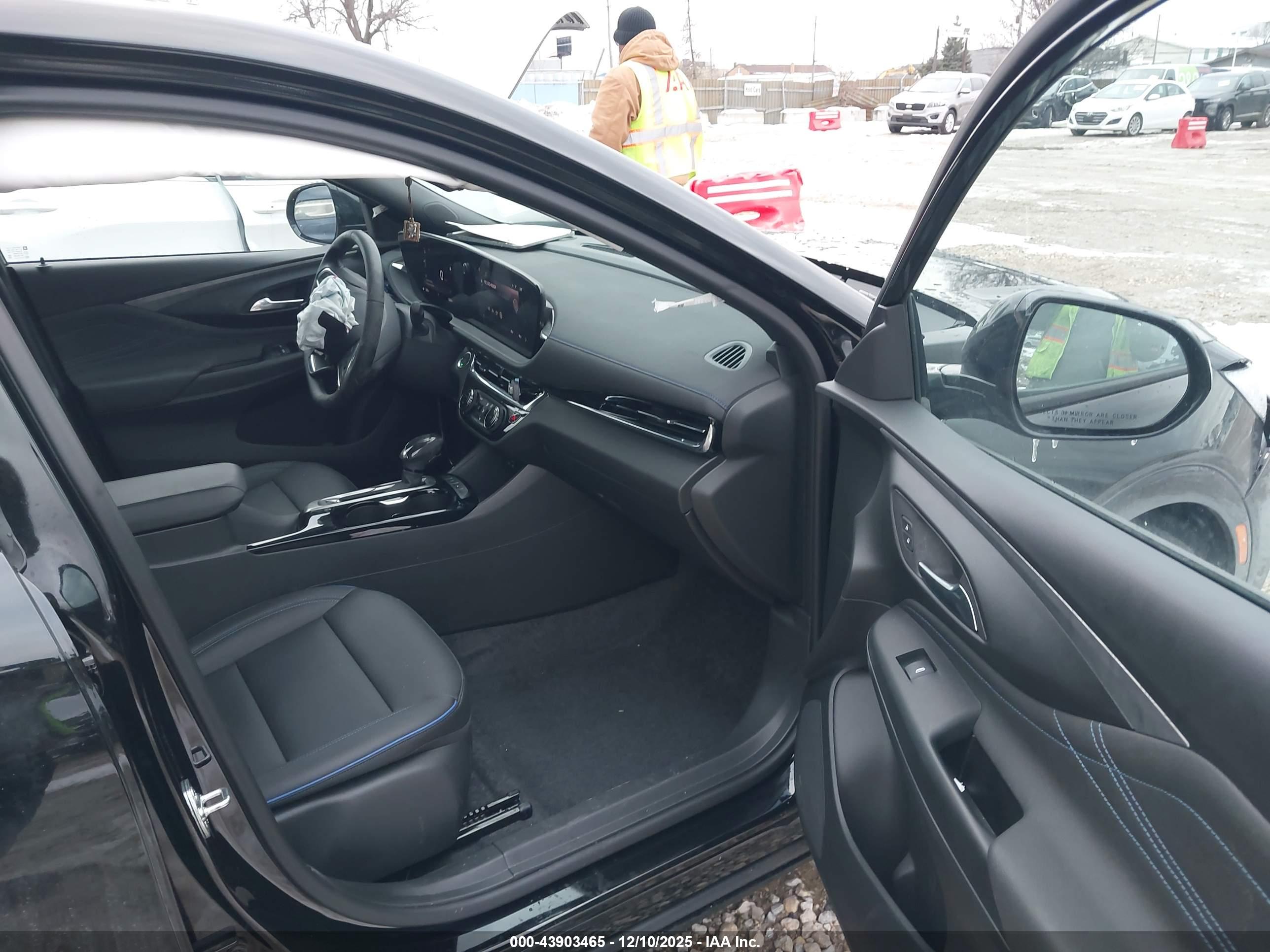 BUICK ENVISTA image 5