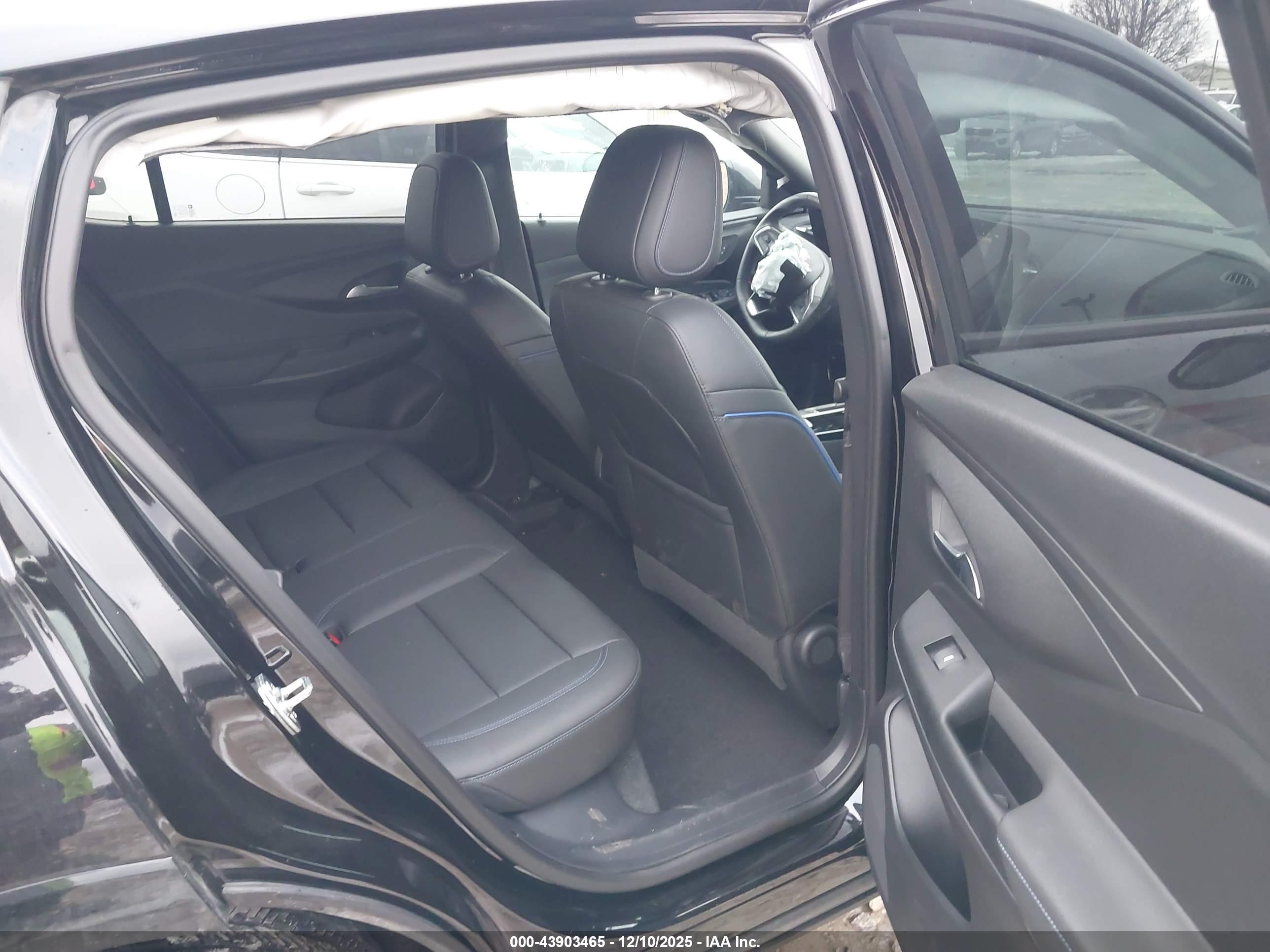BUICK ENVISTA image 8