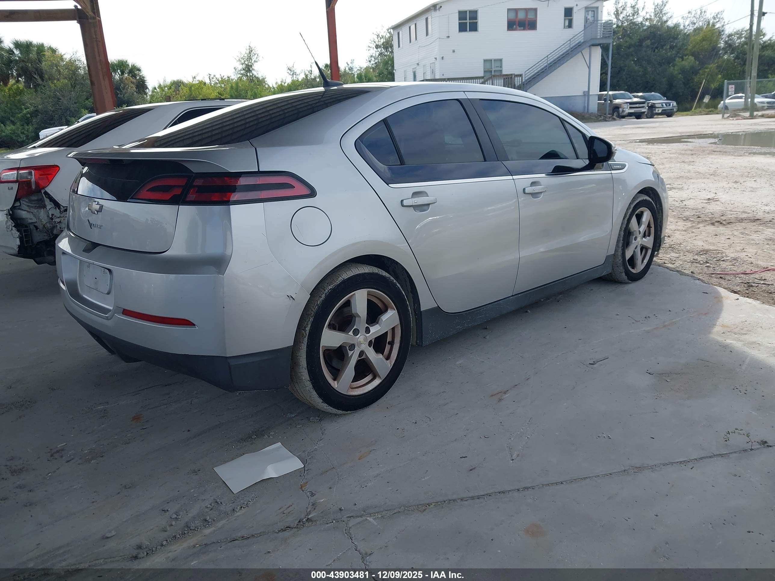 CHEVROLET VOLT image 4
