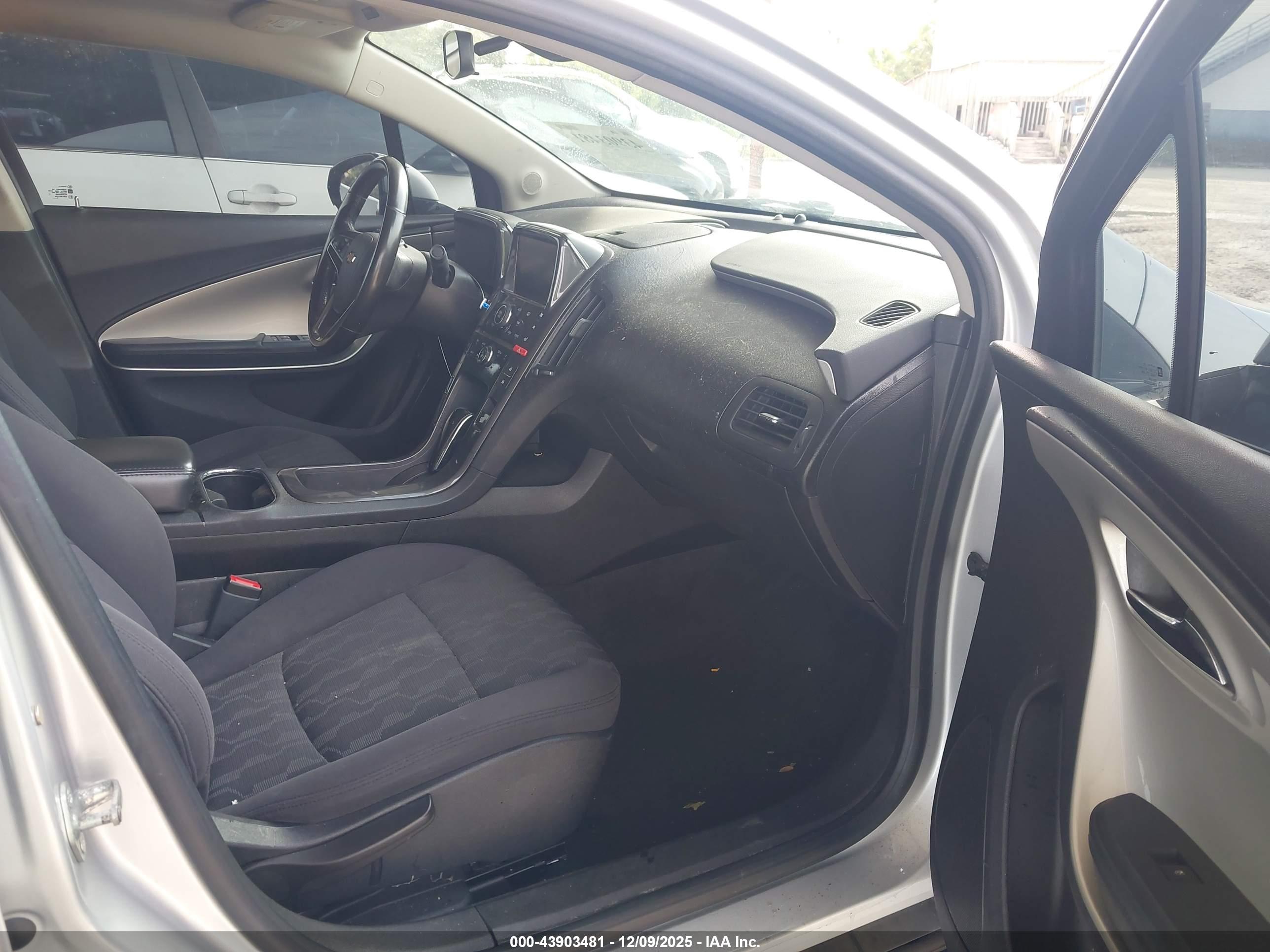 CHEVROLET VOLT image 5