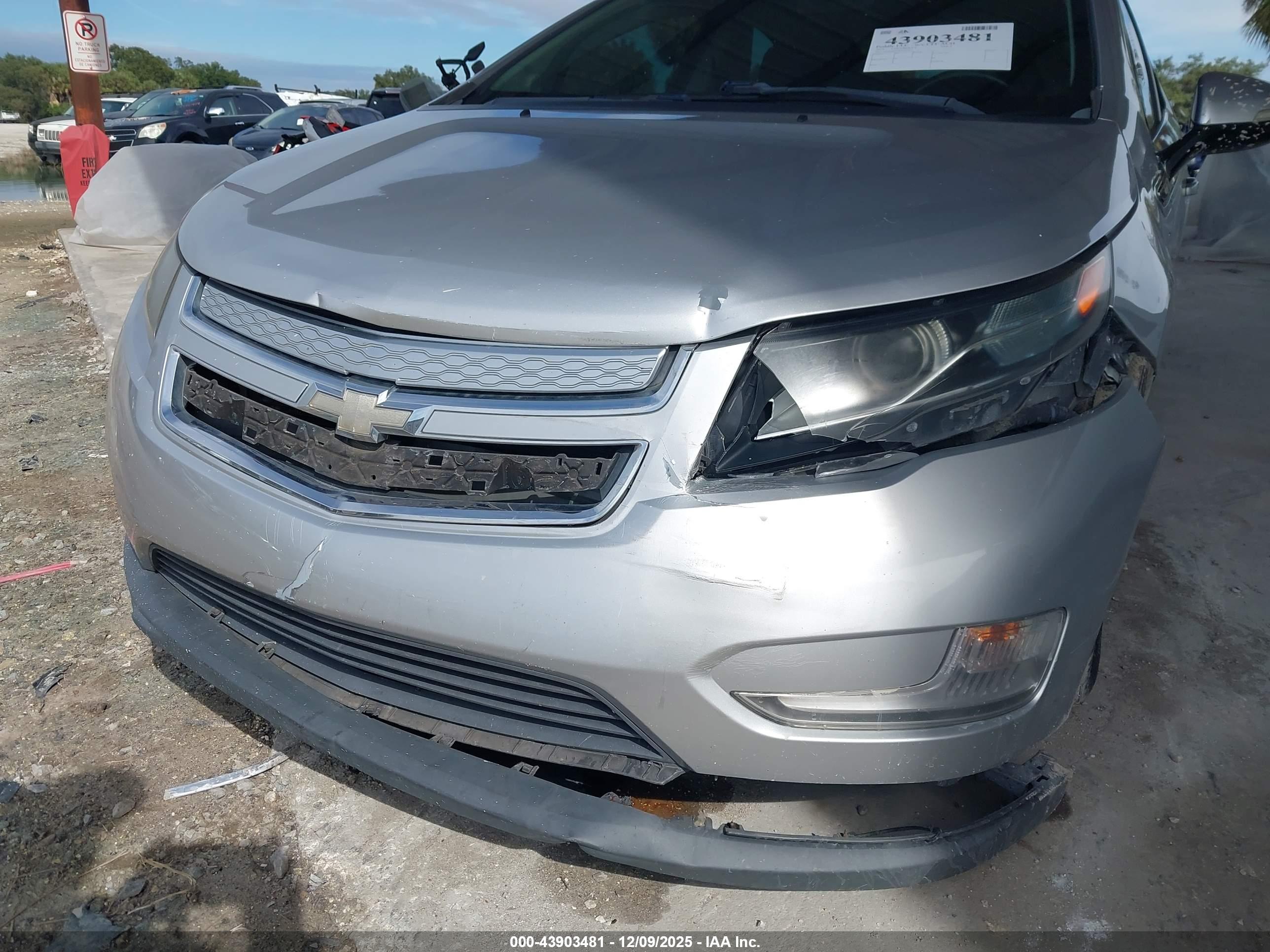 CHEVROLET VOLT image 6