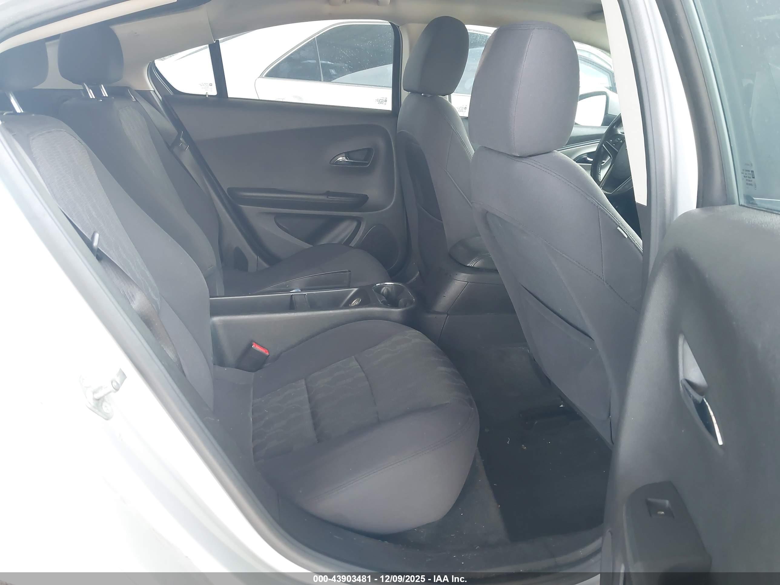CHEVROLET VOLT image 8