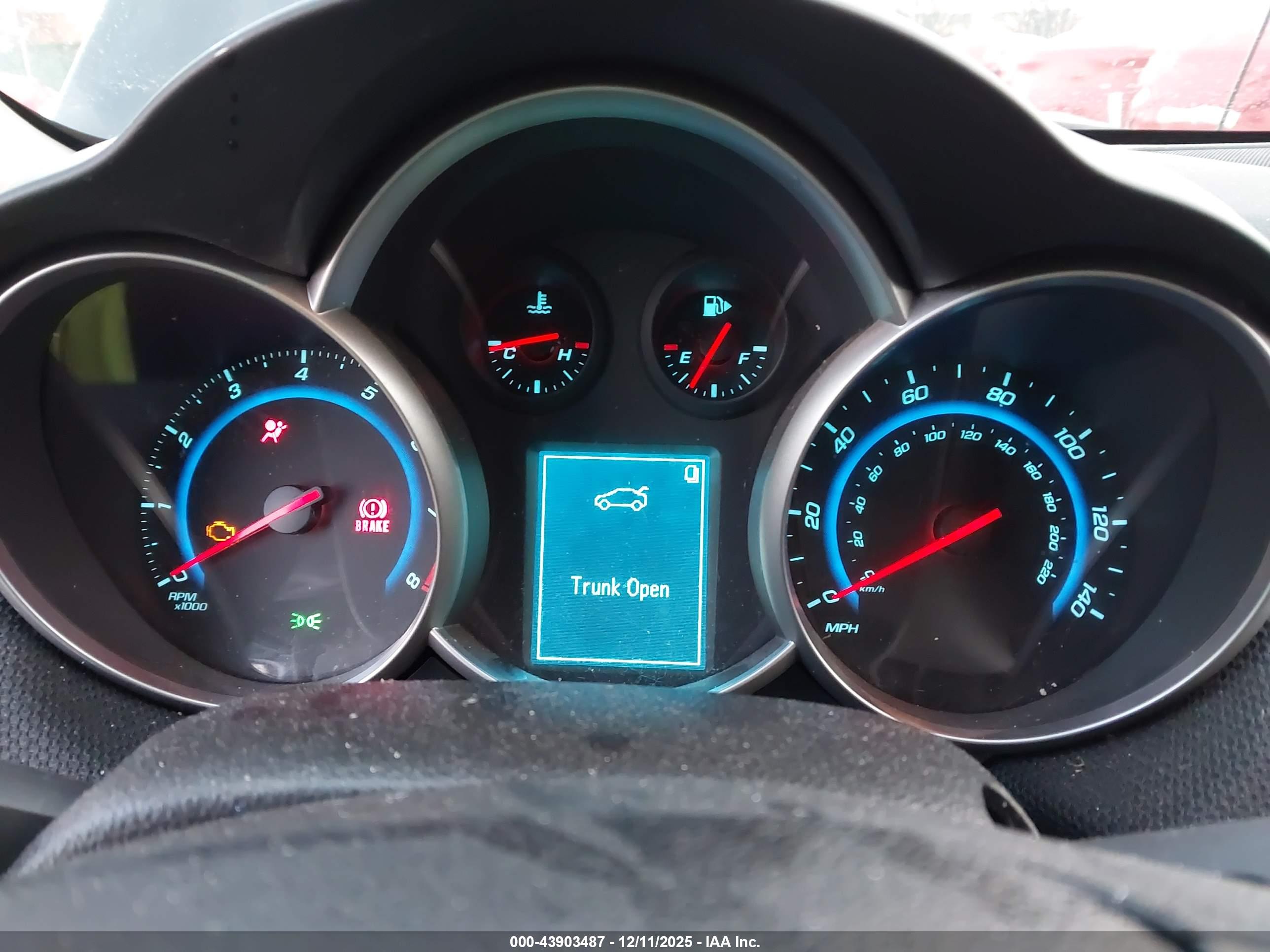 CHEVROLET CRUZE image 7