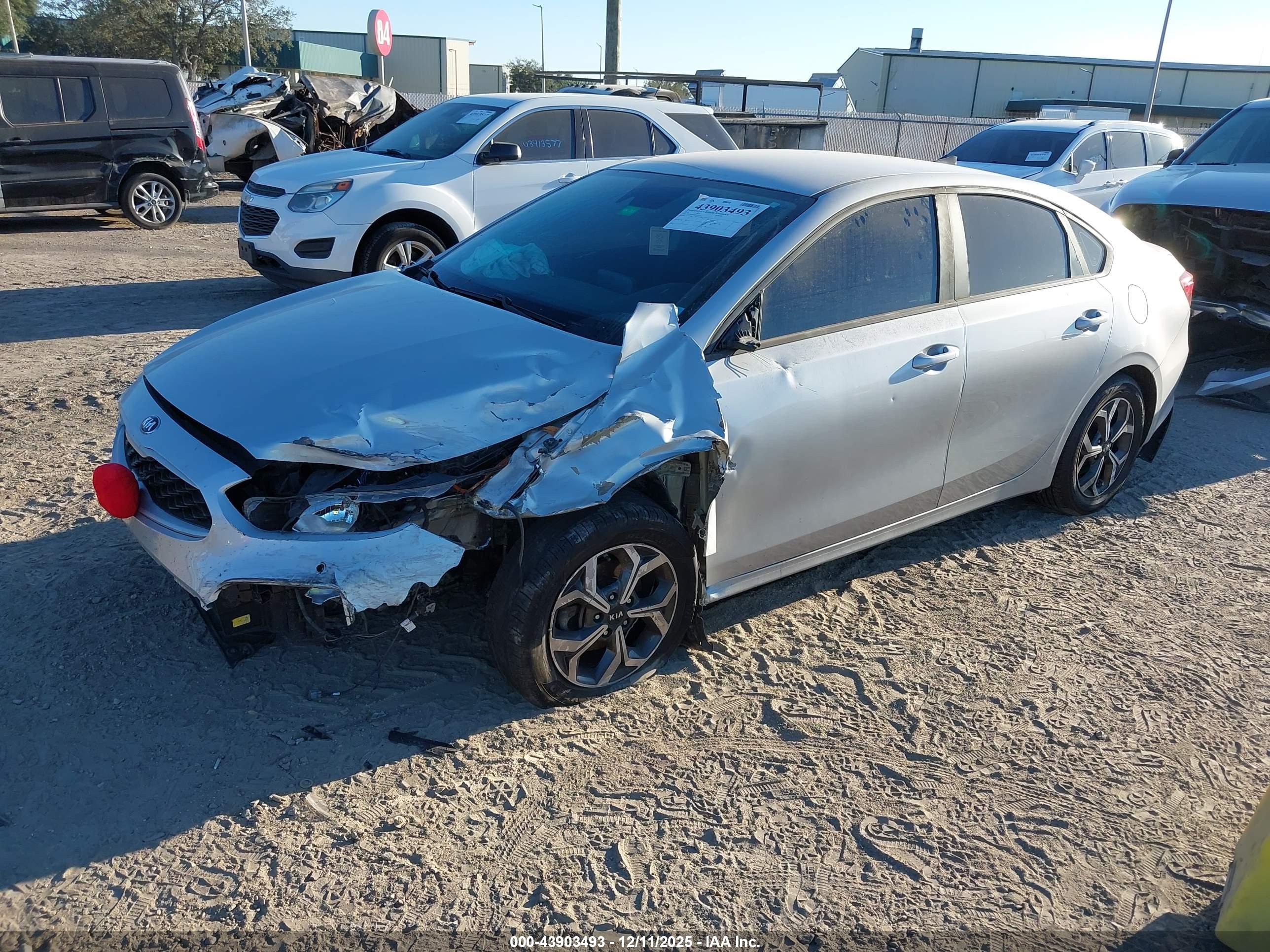 KIA FORTE image 2