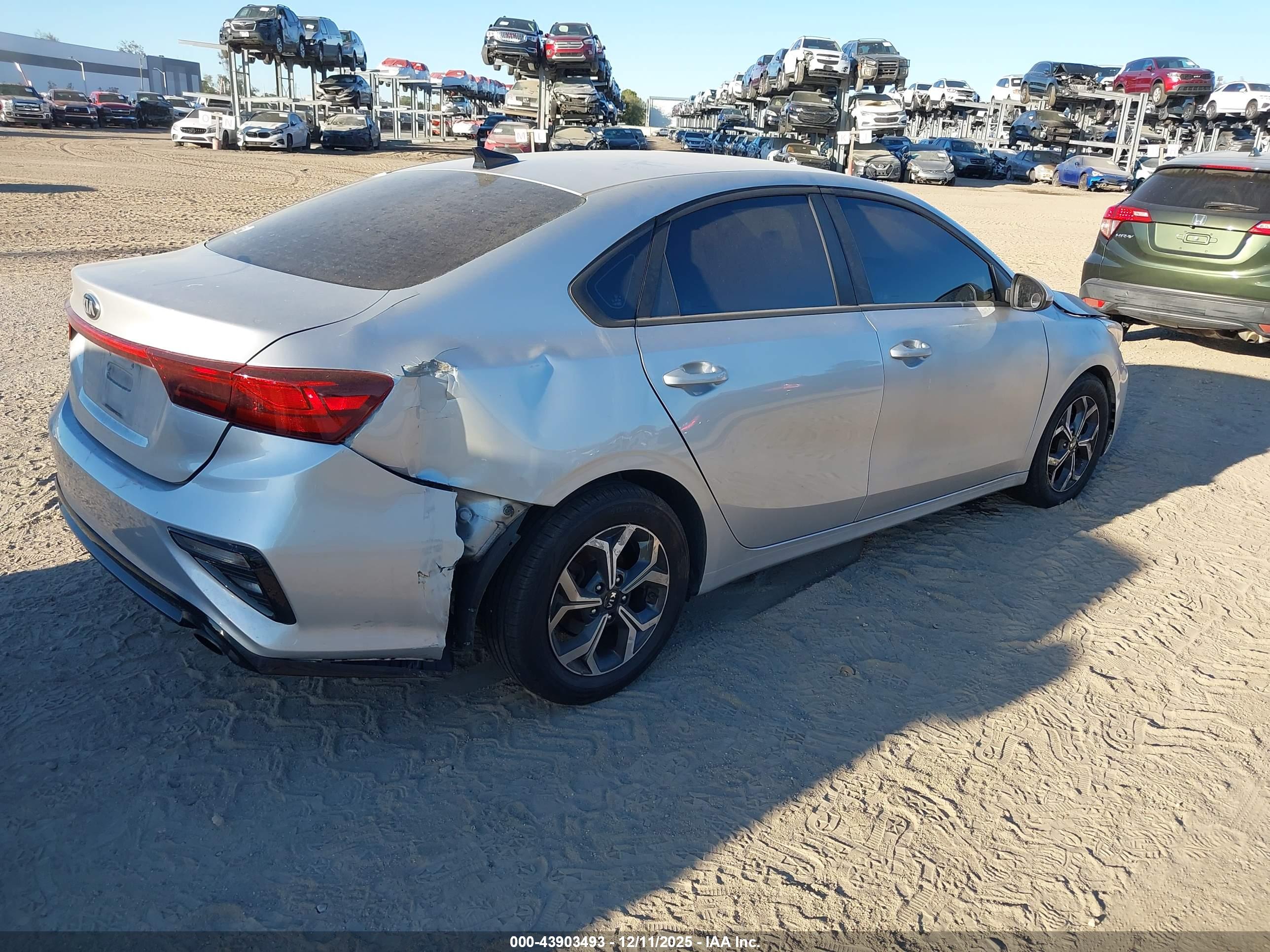 KIA FORTE image 4