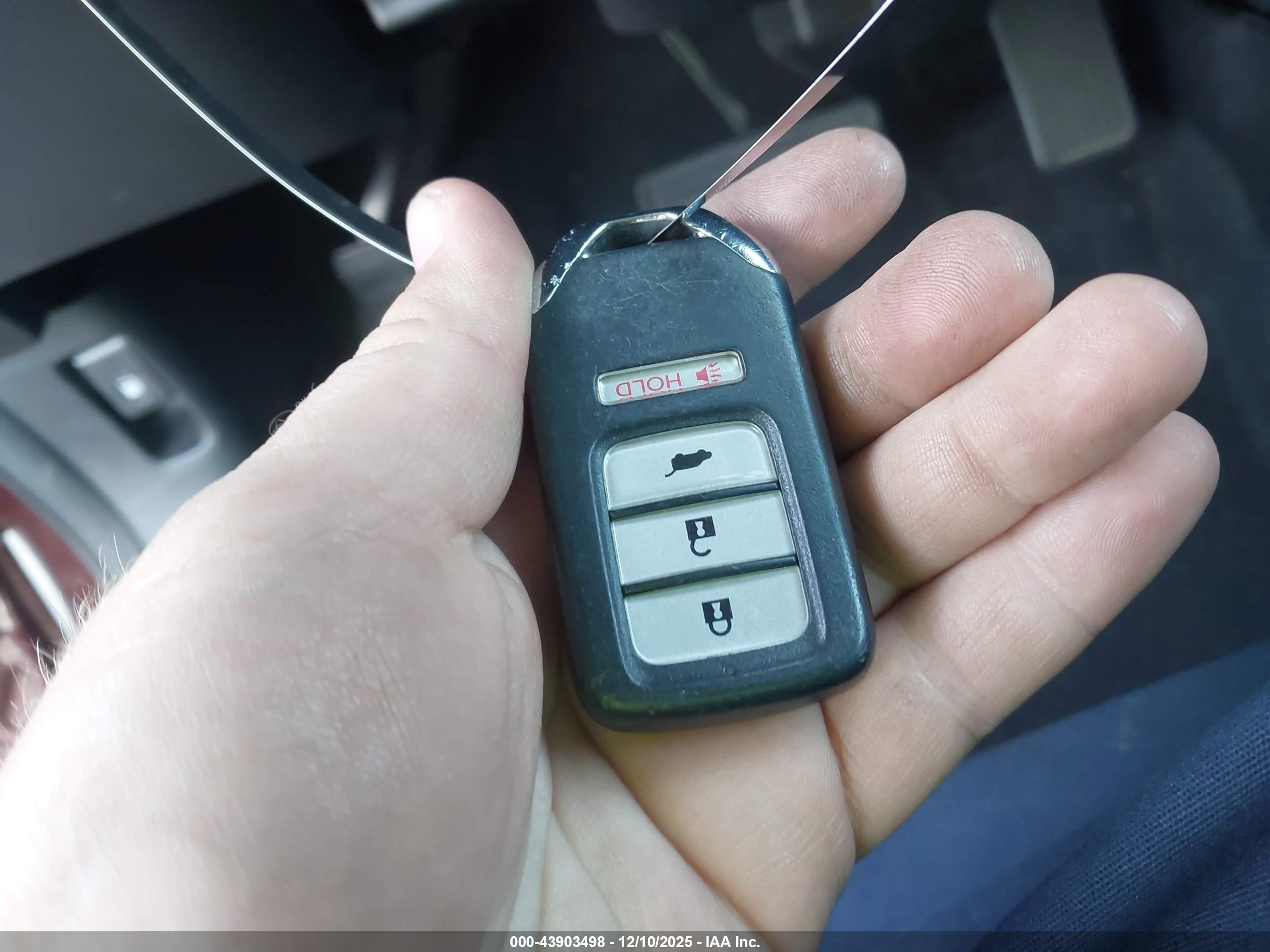 HONDA CR-V image 11