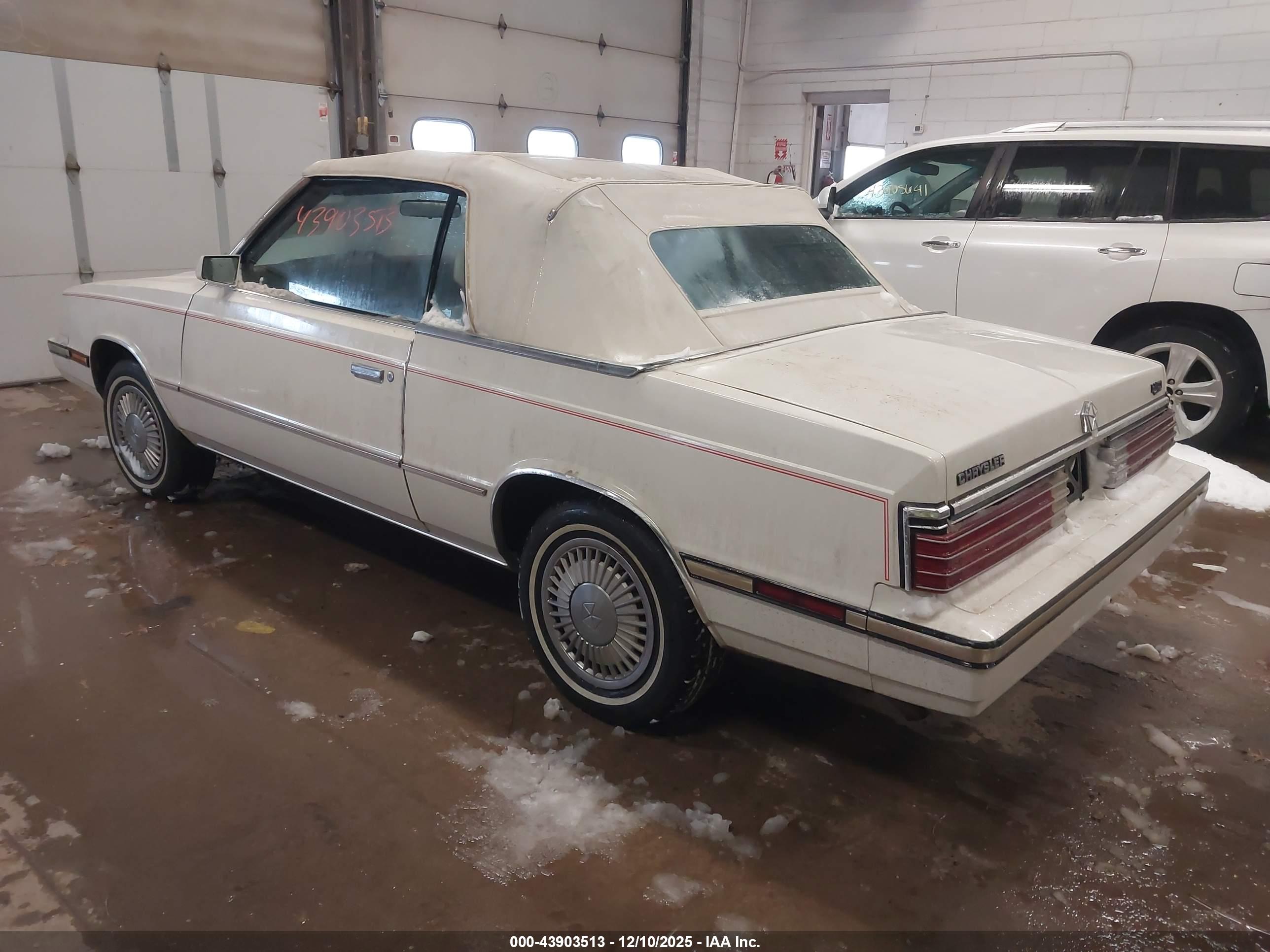 CHRYSLER LEBARON image 3