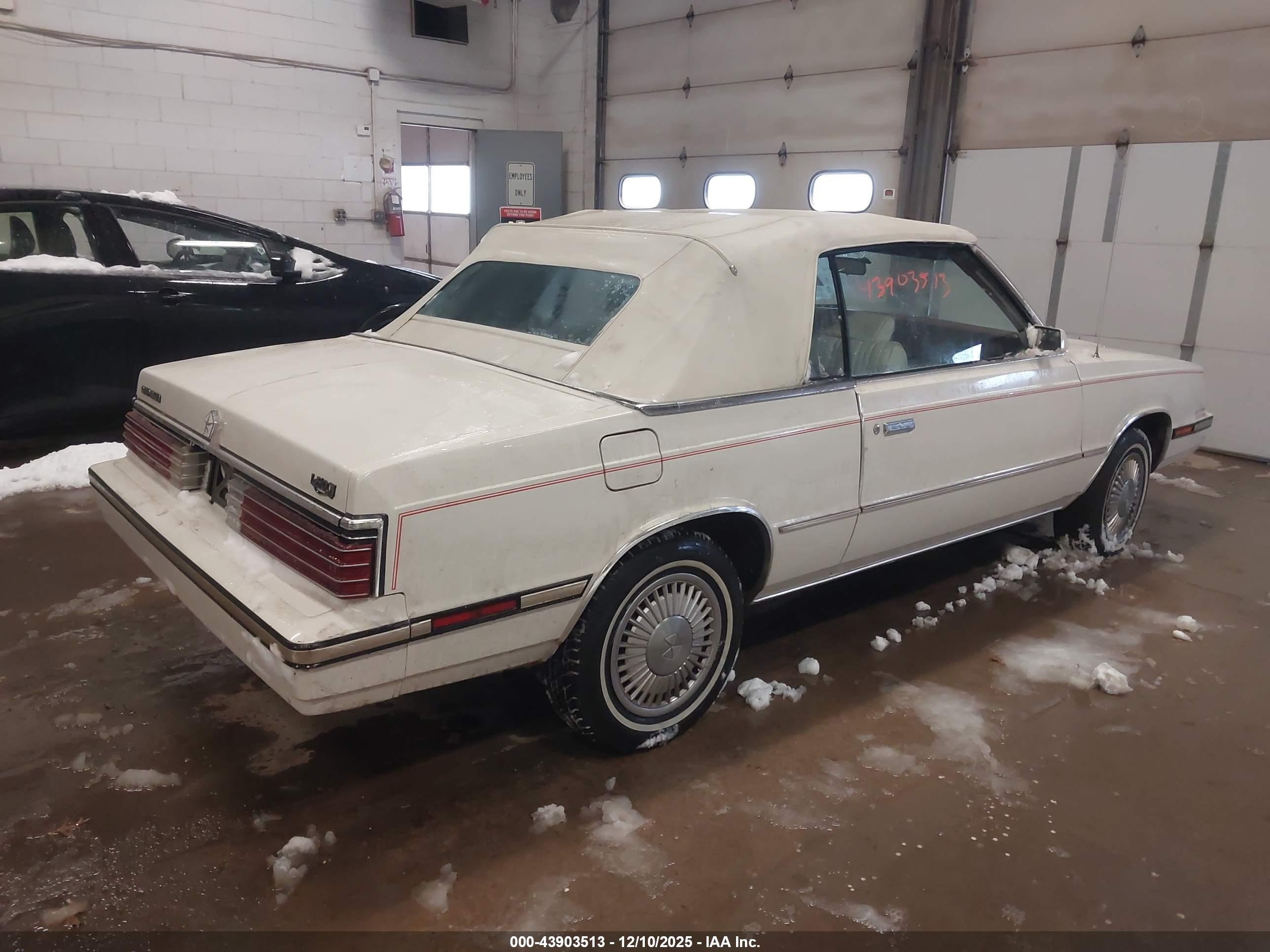 CHRYSLER LEBARON image 4