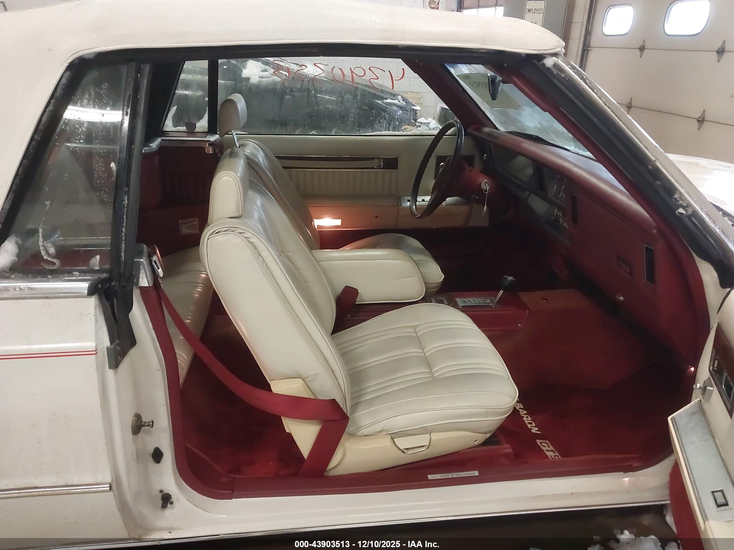 CHRYSLER LEBARON image 5