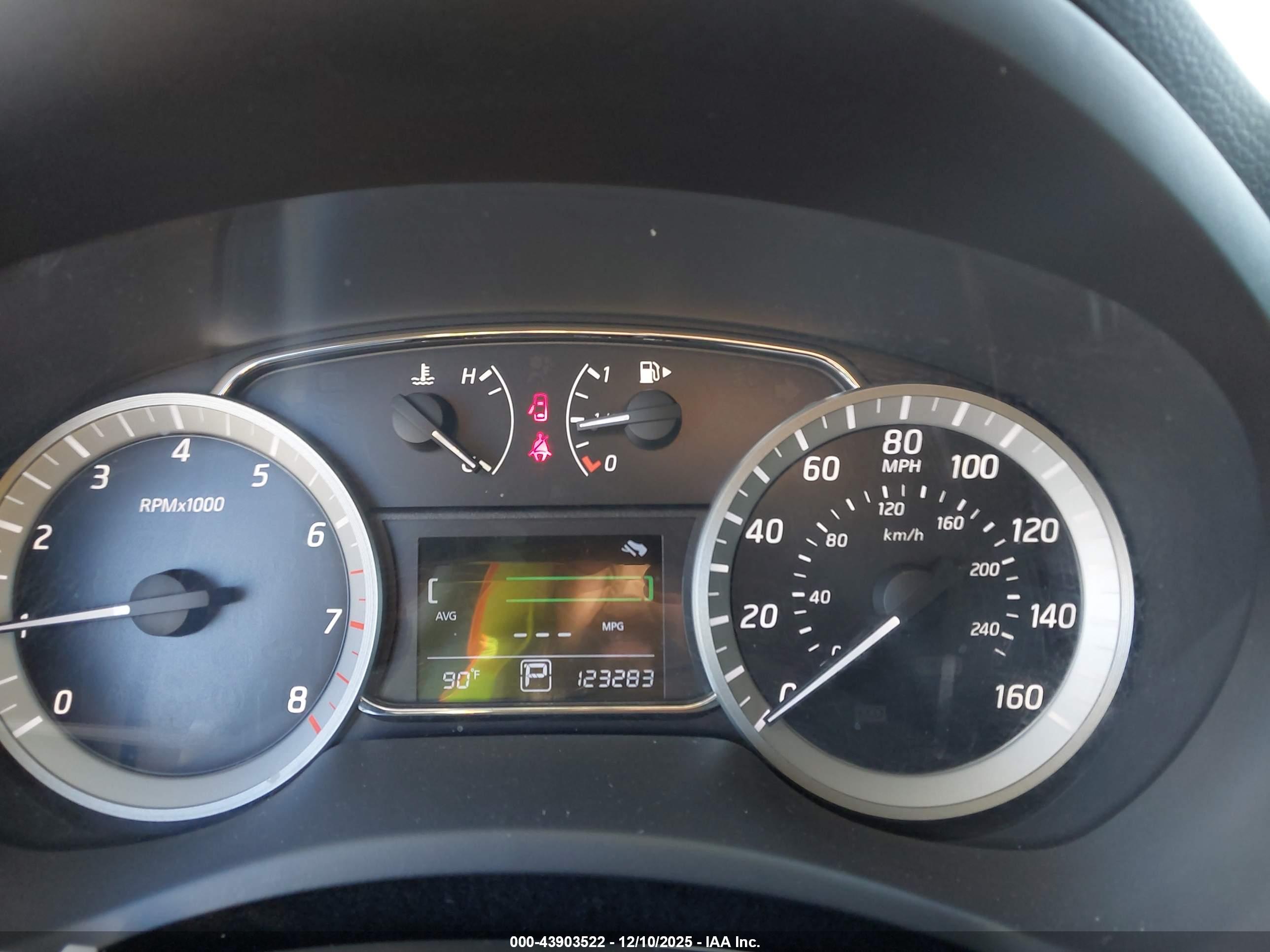 NISSAN SENTRA image 7