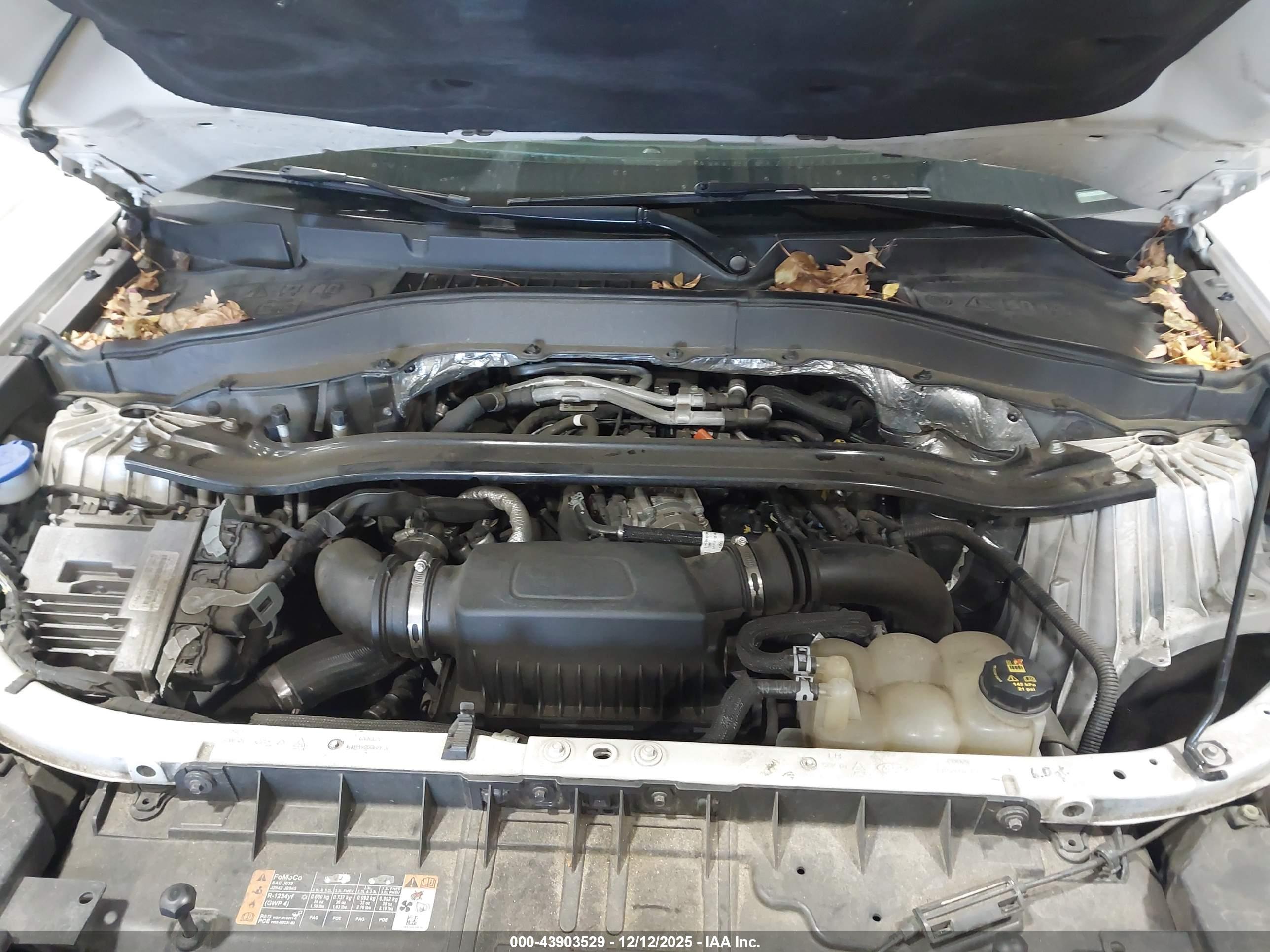FORD EXPLORER image 10