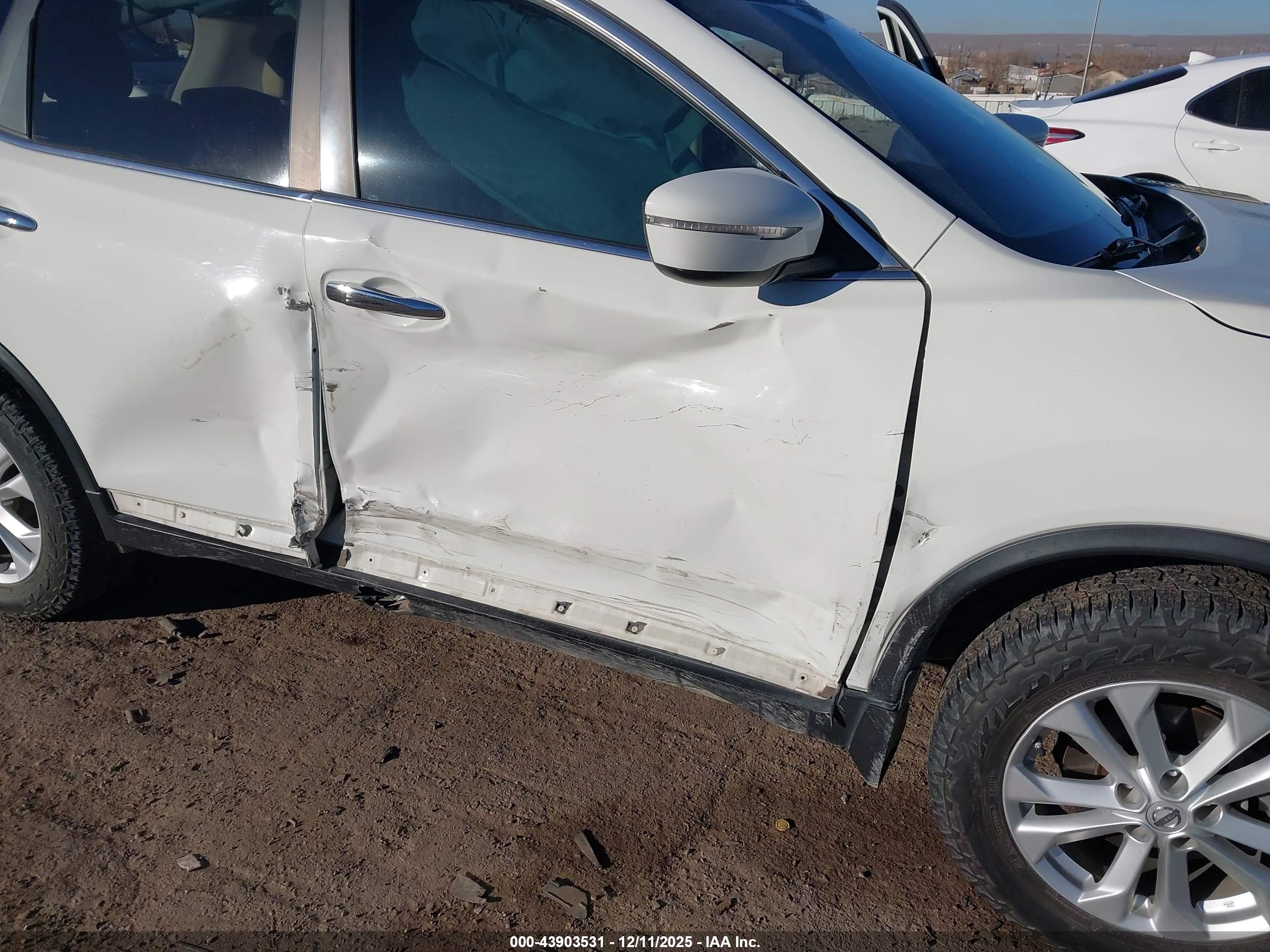 NISSAN ROGUE image 6