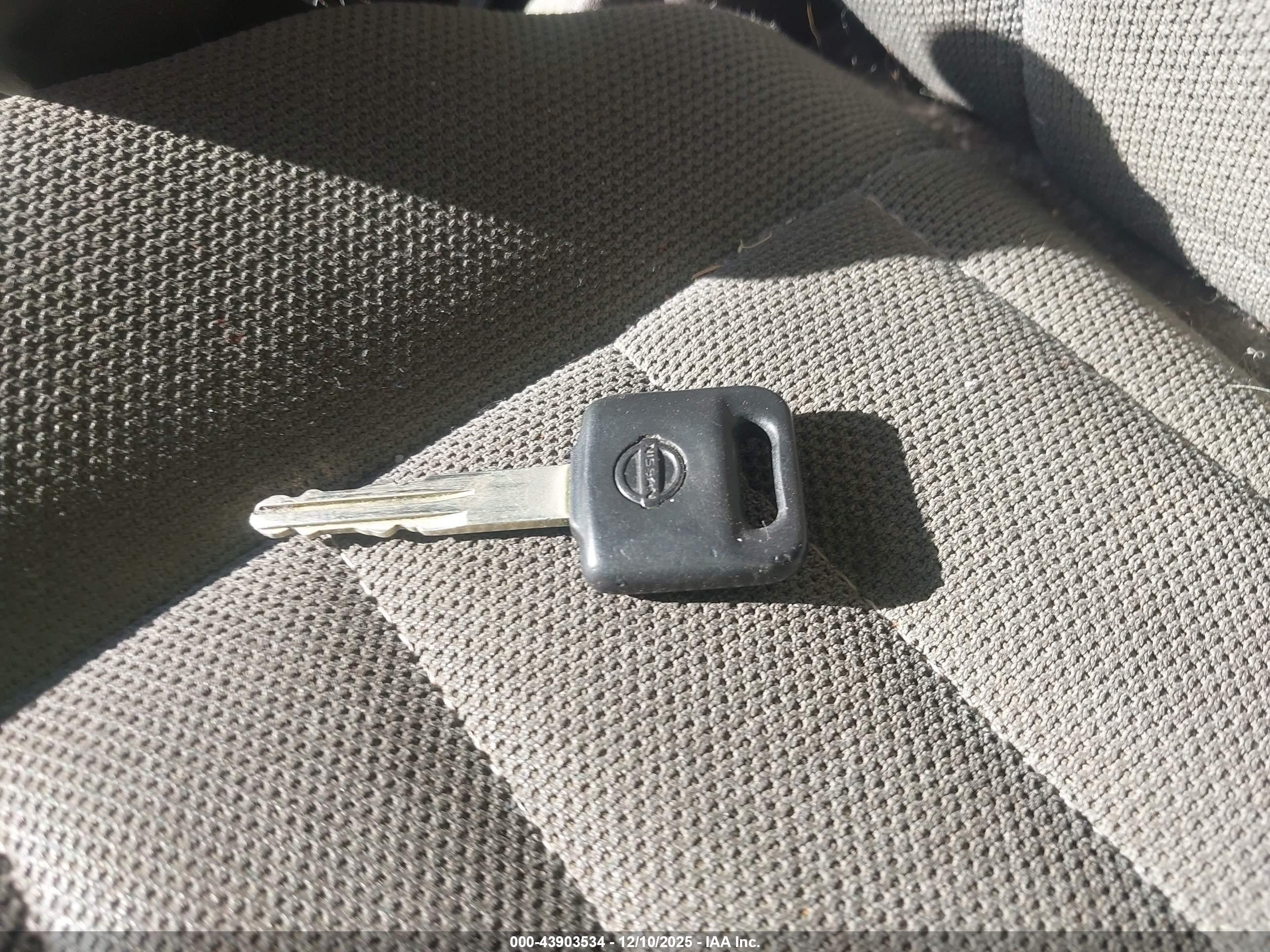 NISSAN XTERRA image 11