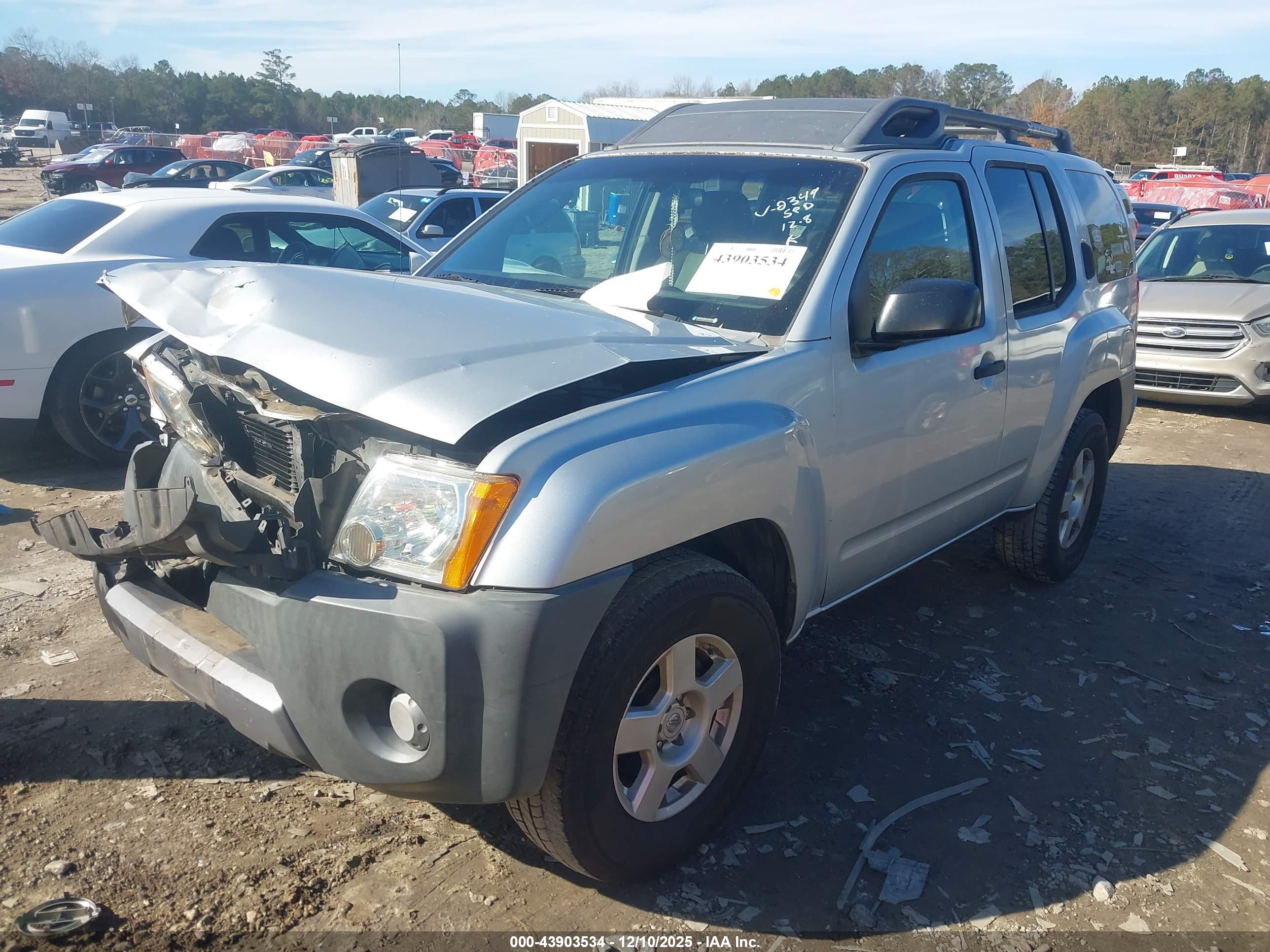 NISSAN XTERRA image 2