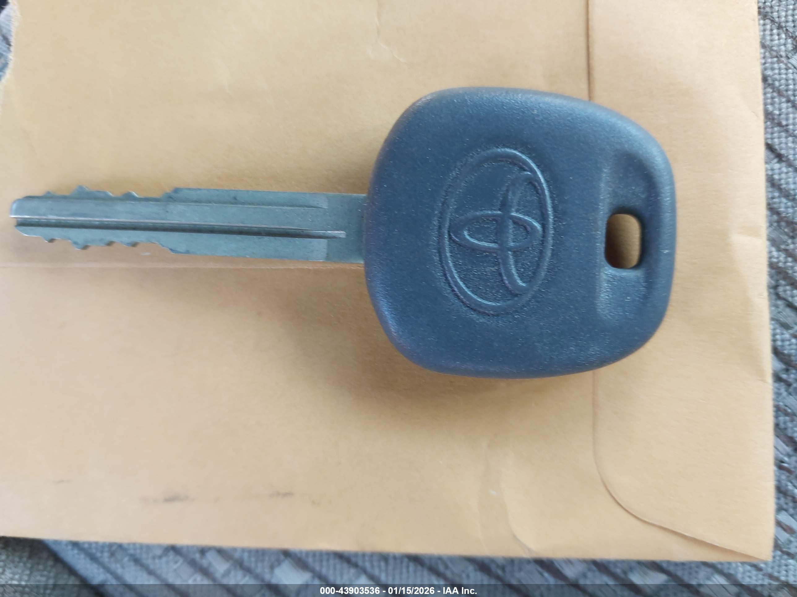 TOYOTA CAMRY image 11