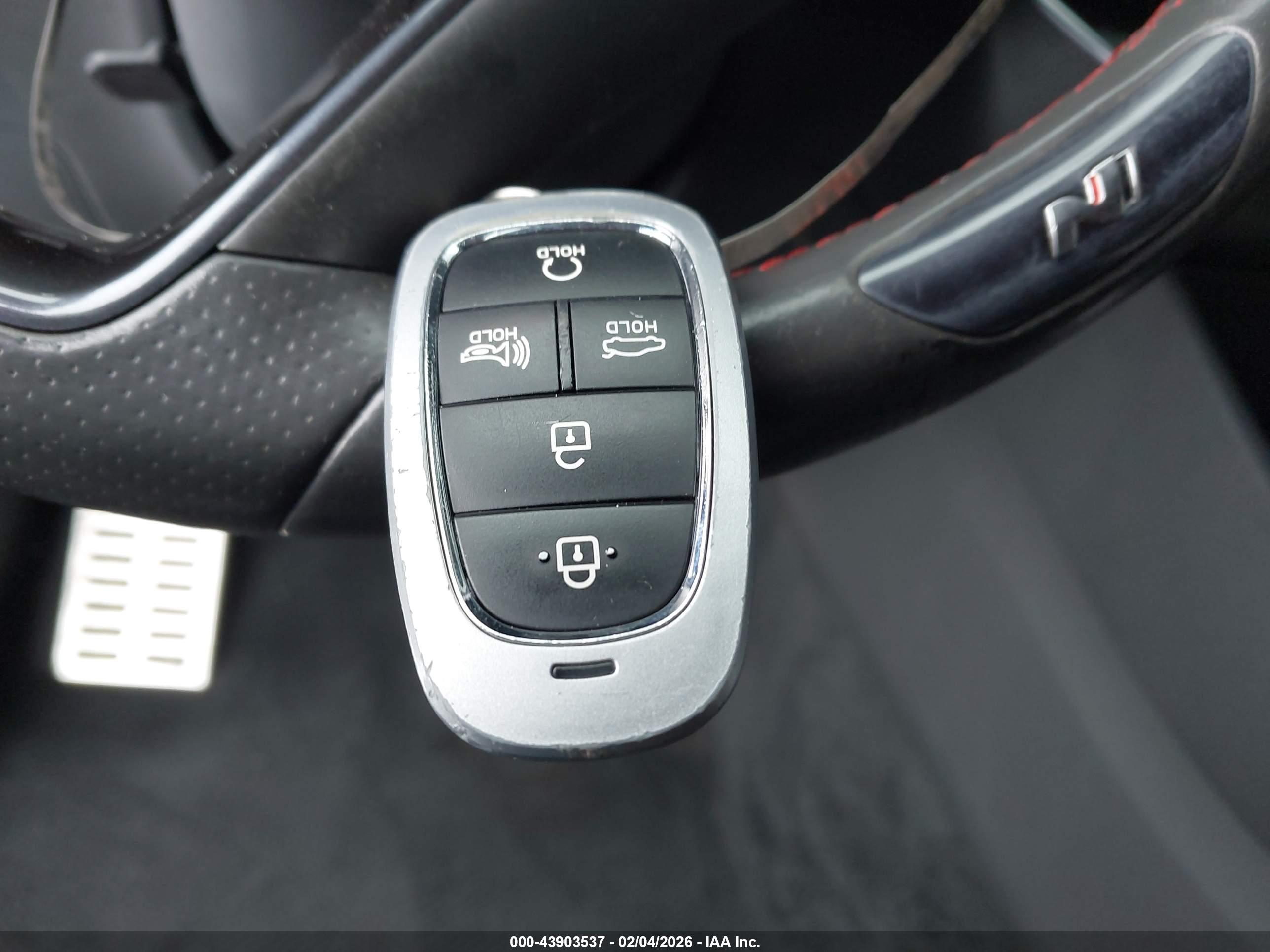 HYUNDAI SONATA image 11
