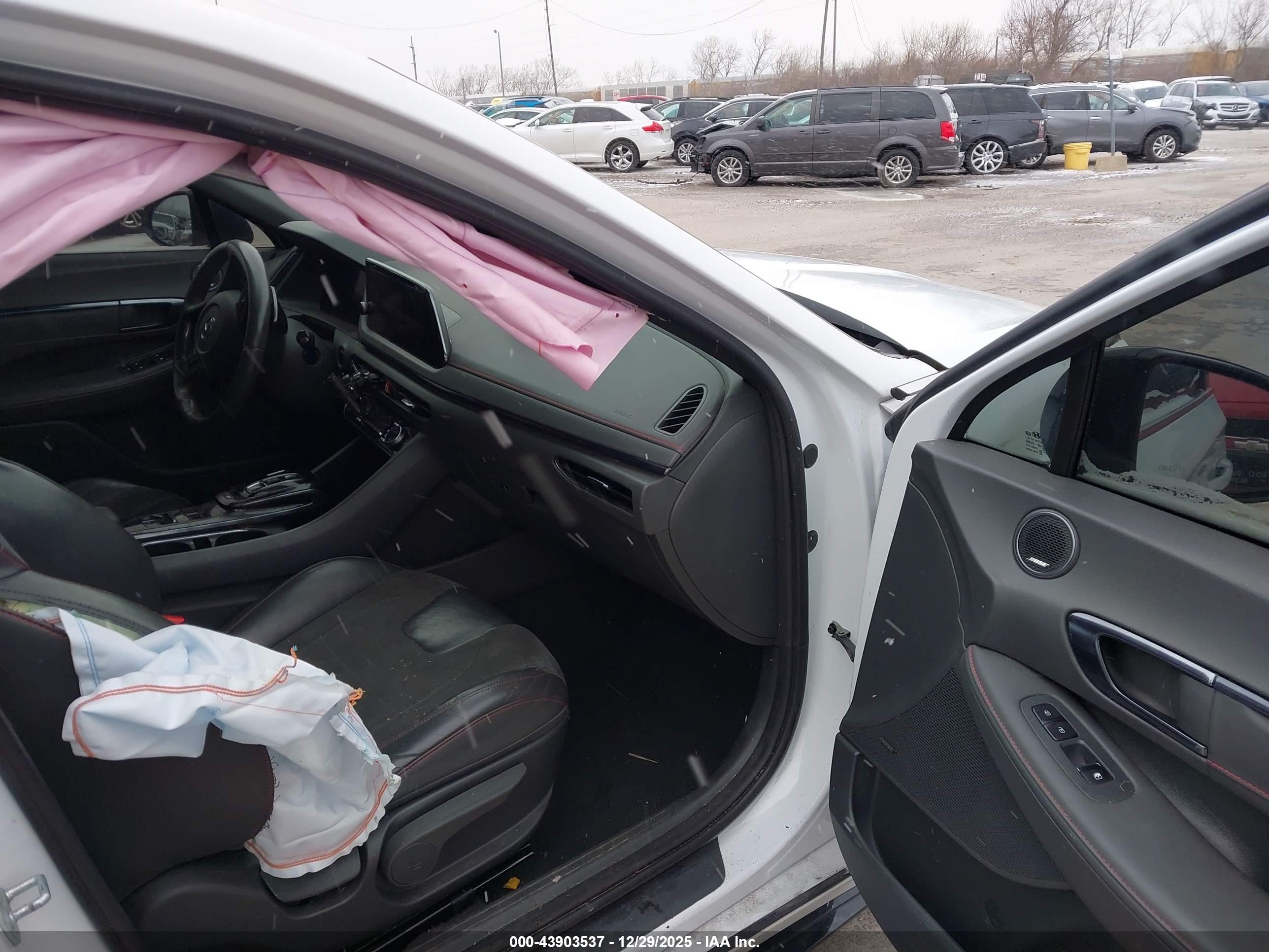 HYUNDAI SONATA image 5