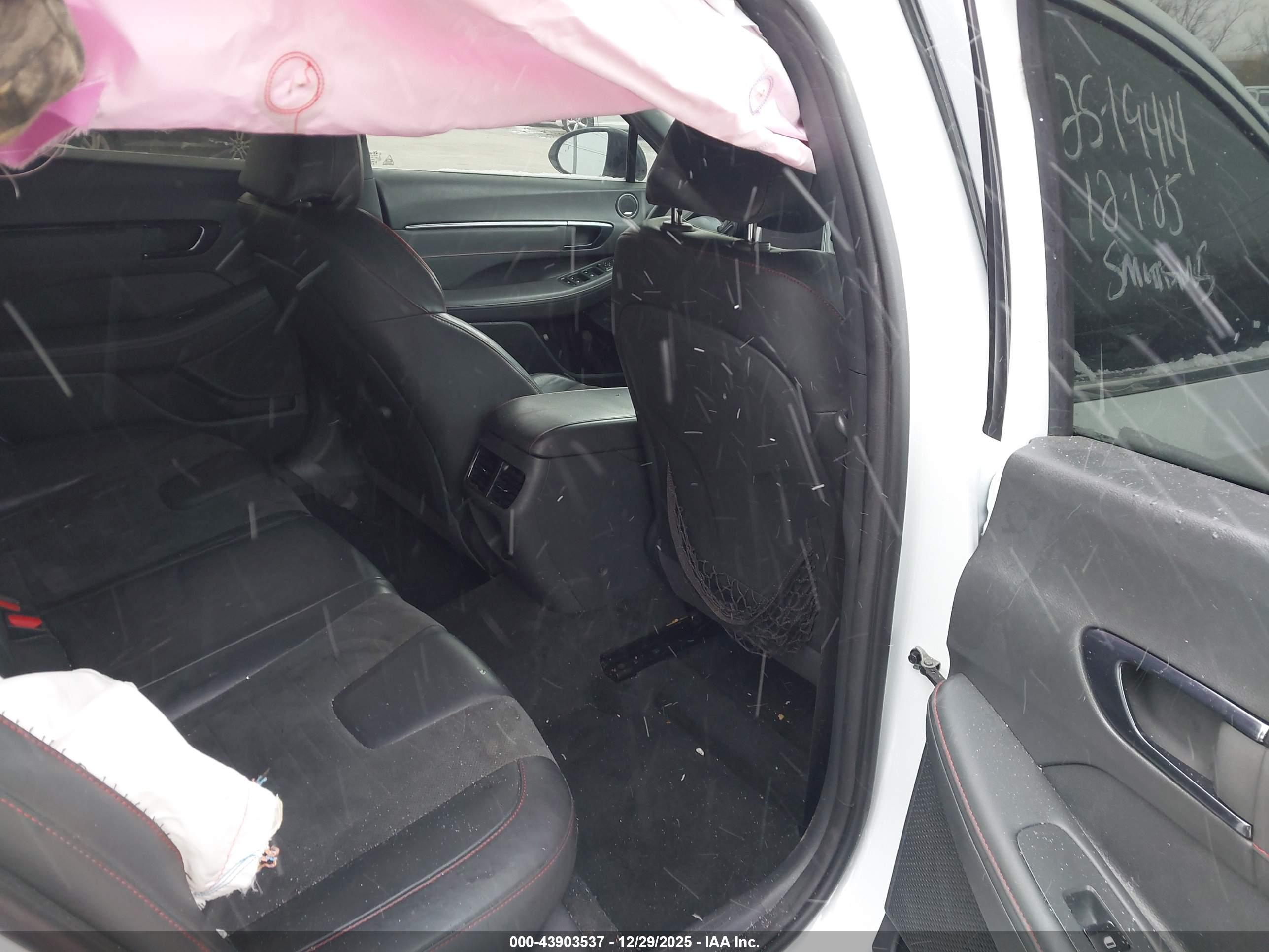 HYUNDAI SONATA image 8