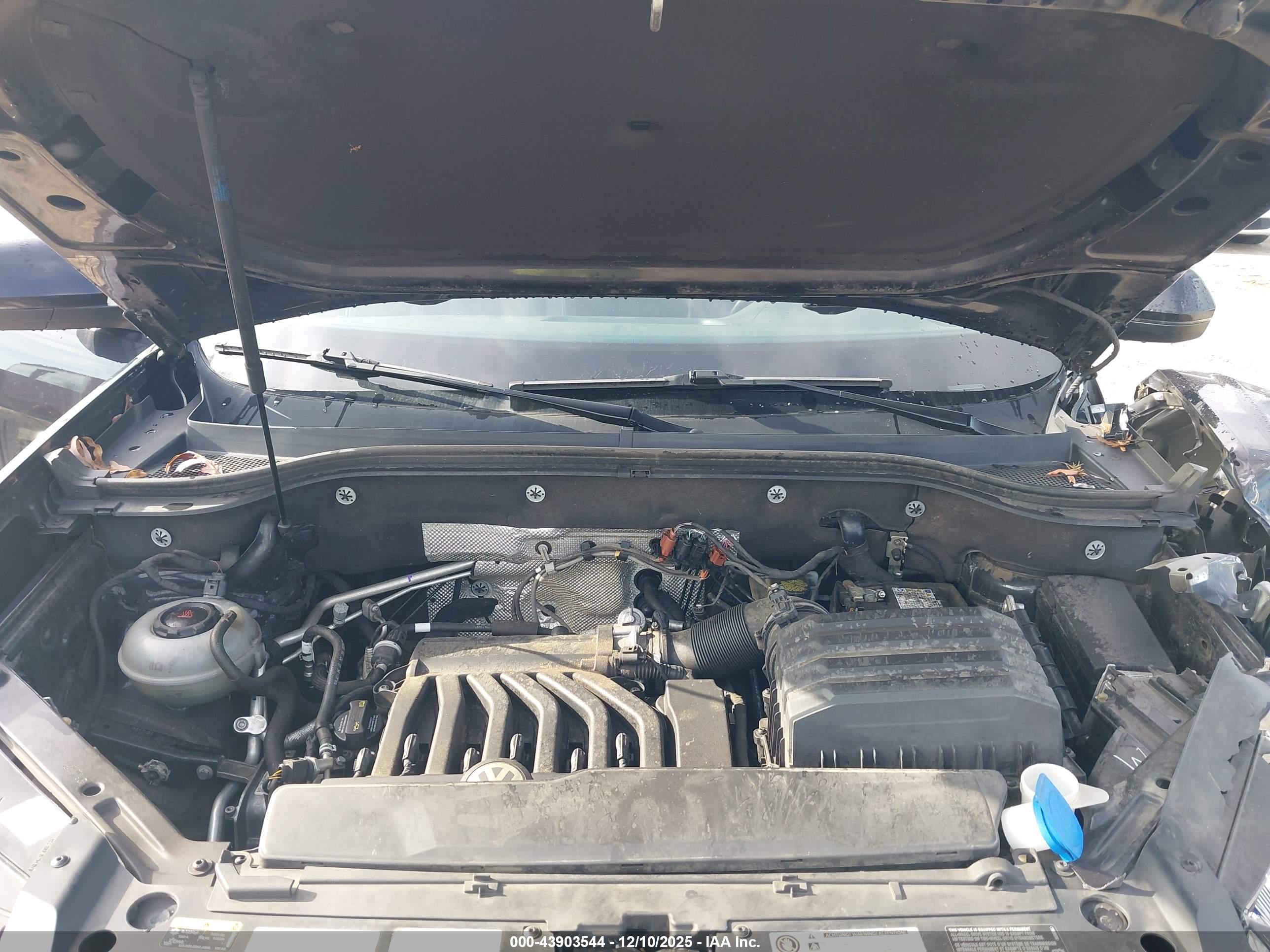 VOLKSWAGEN ATLAS image 10