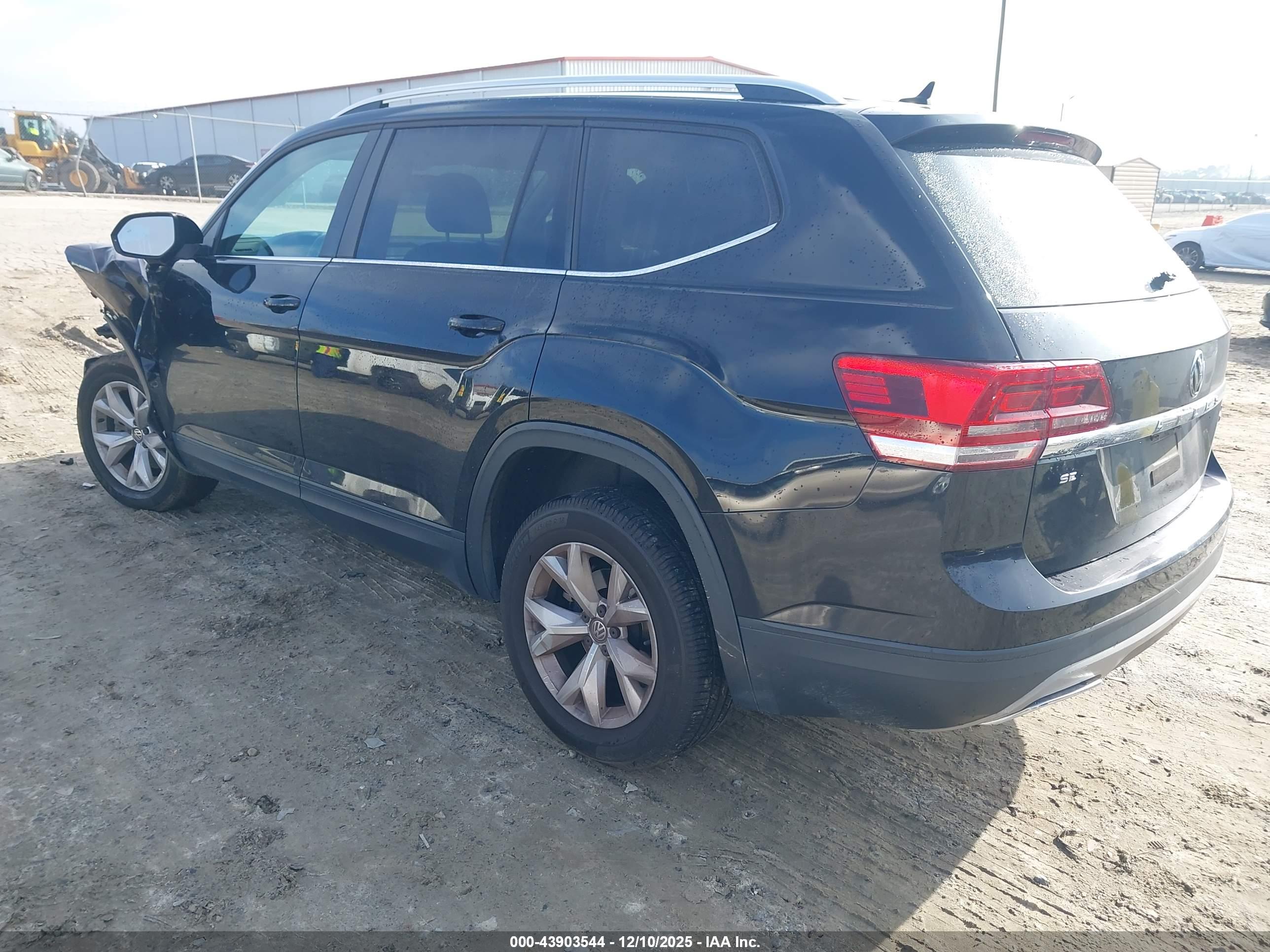 VOLKSWAGEN ATLAS image 3