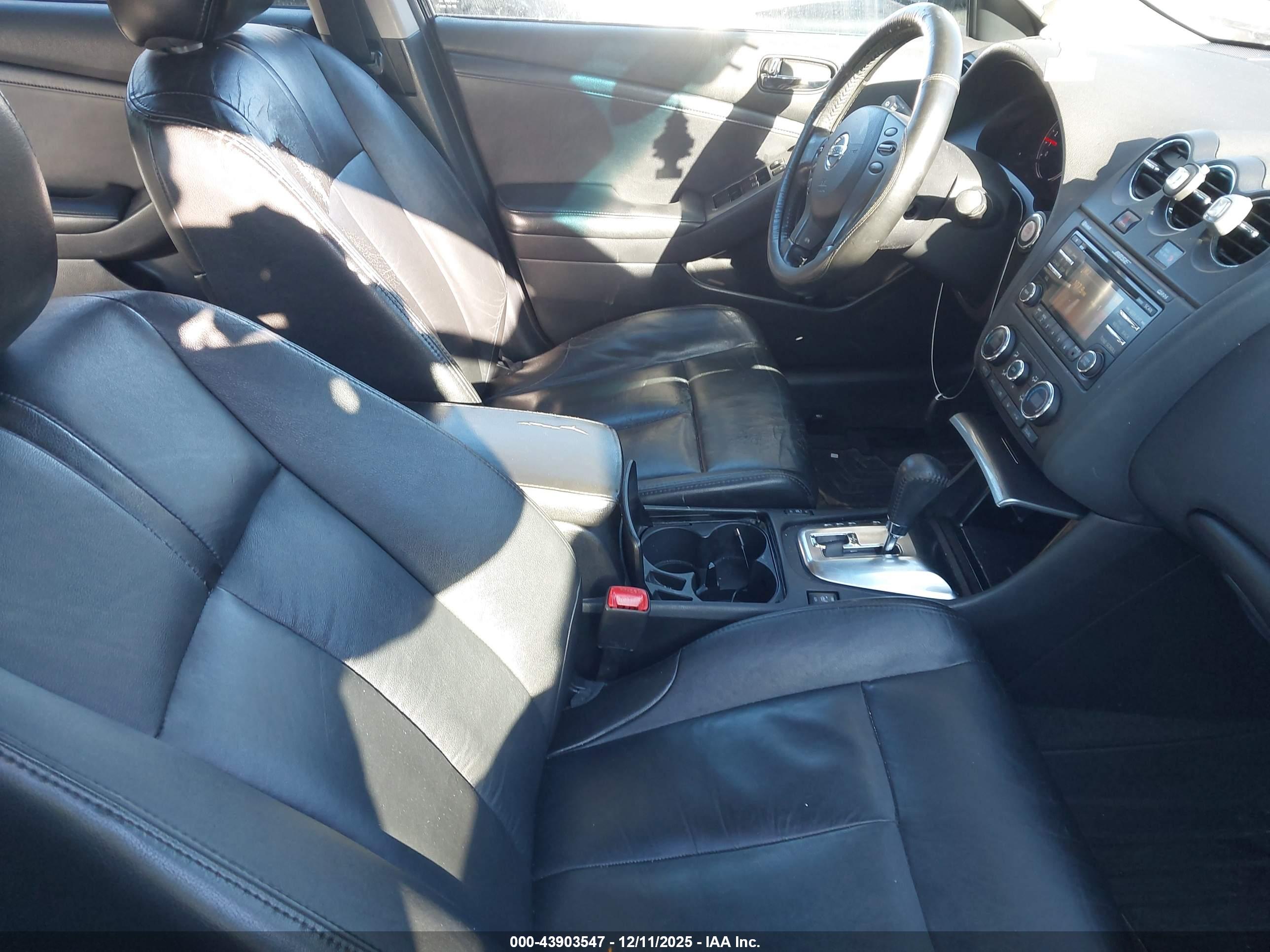 NISSAN ALTIMA image 5