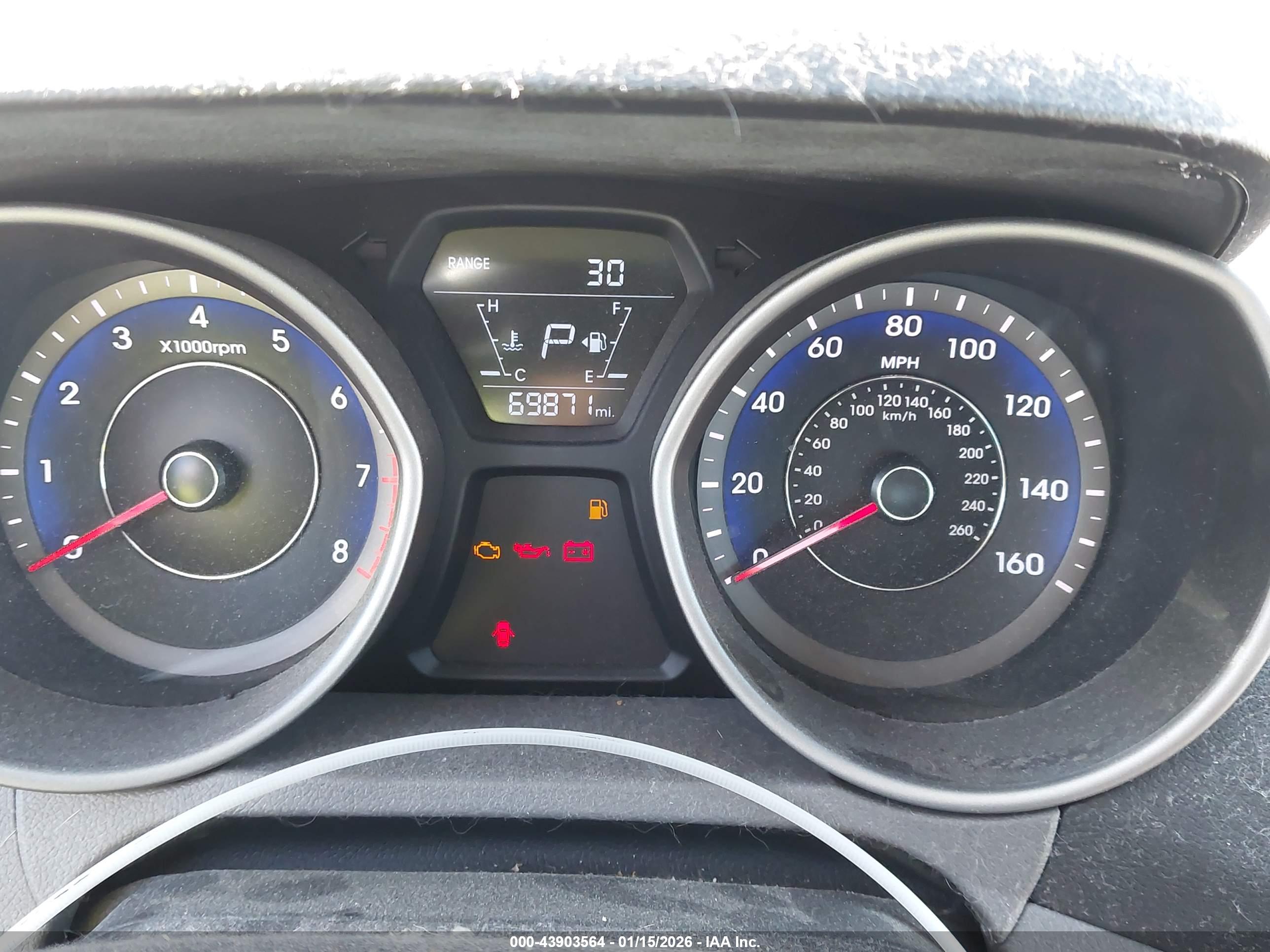 HYUNDAI ELANTRA image 7