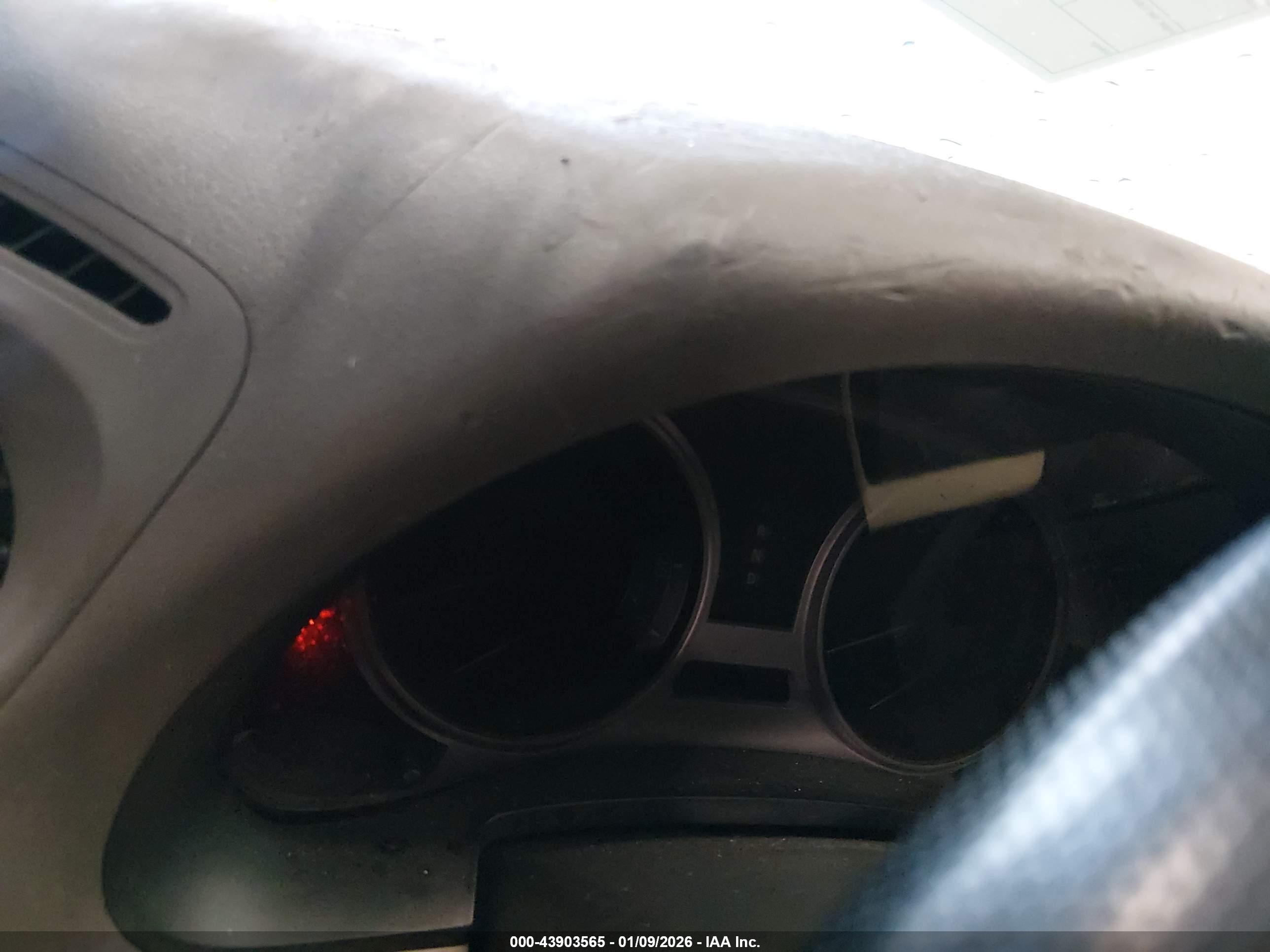 LEXUS IS image 7