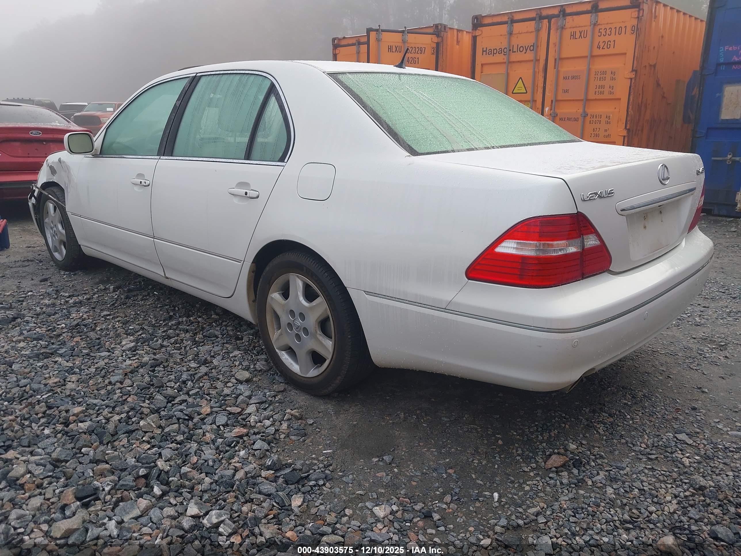 LEXUS LS image 3