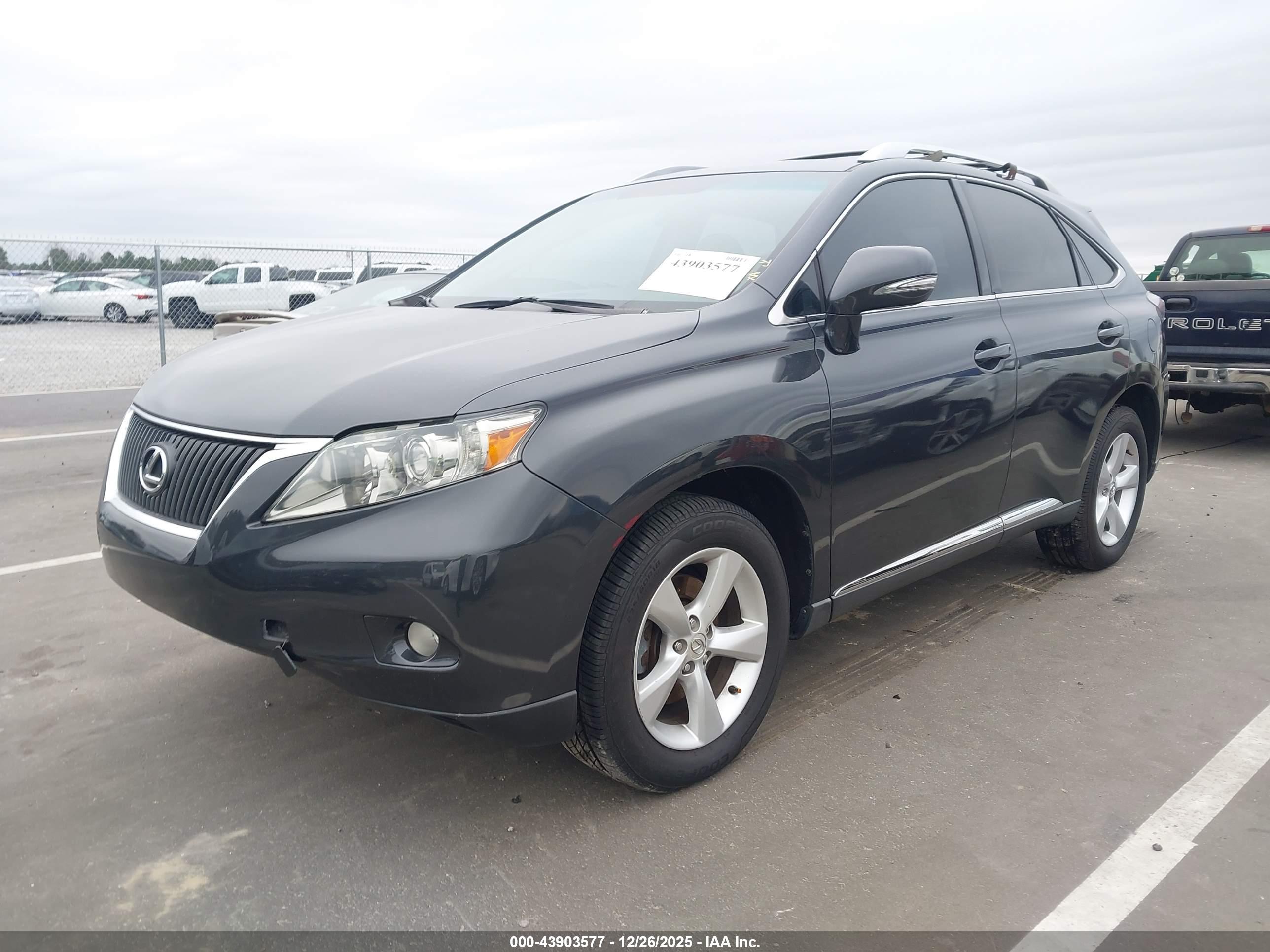 LEXUS RX image 2