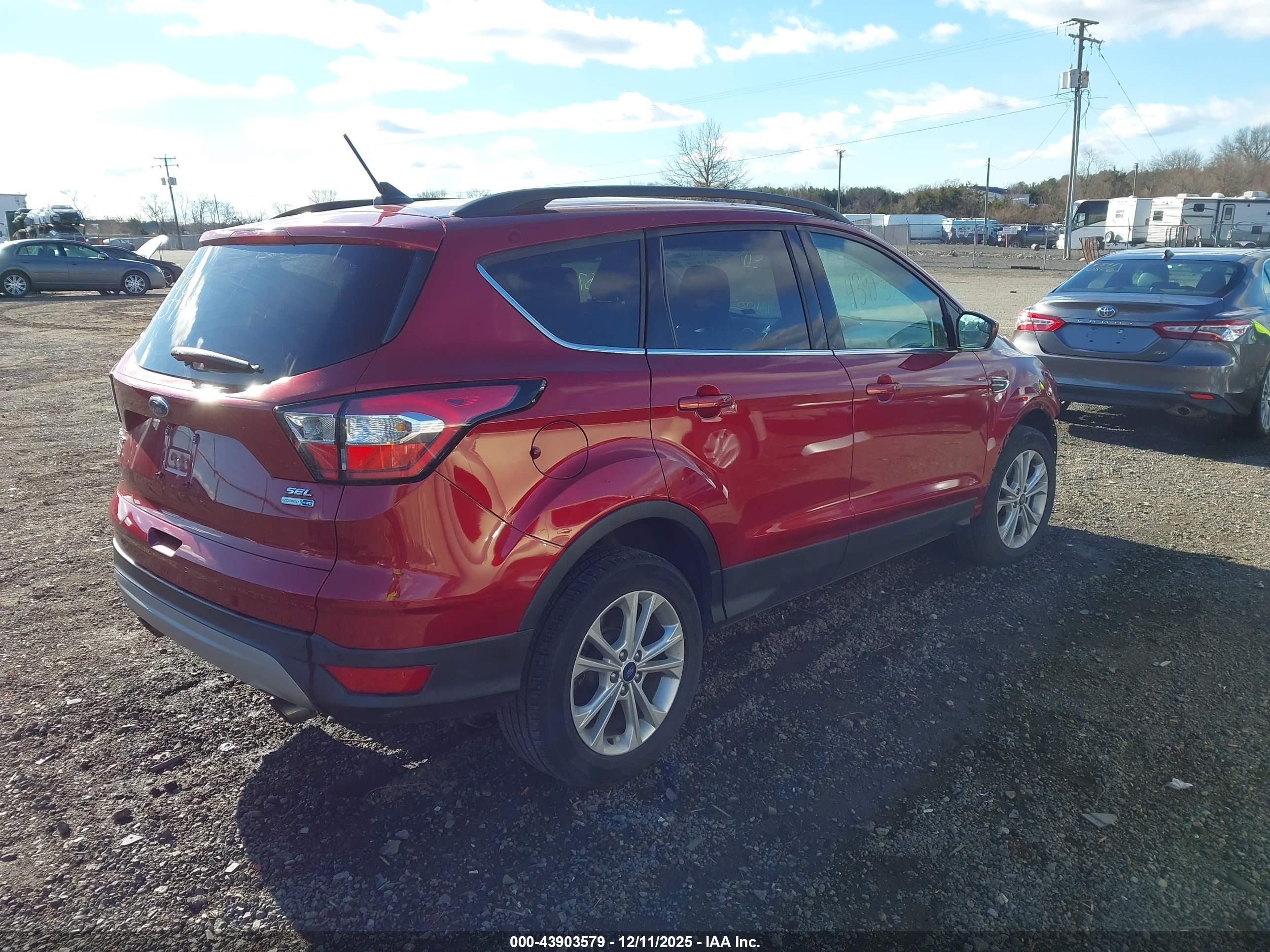 FORD ESCAPE image 4