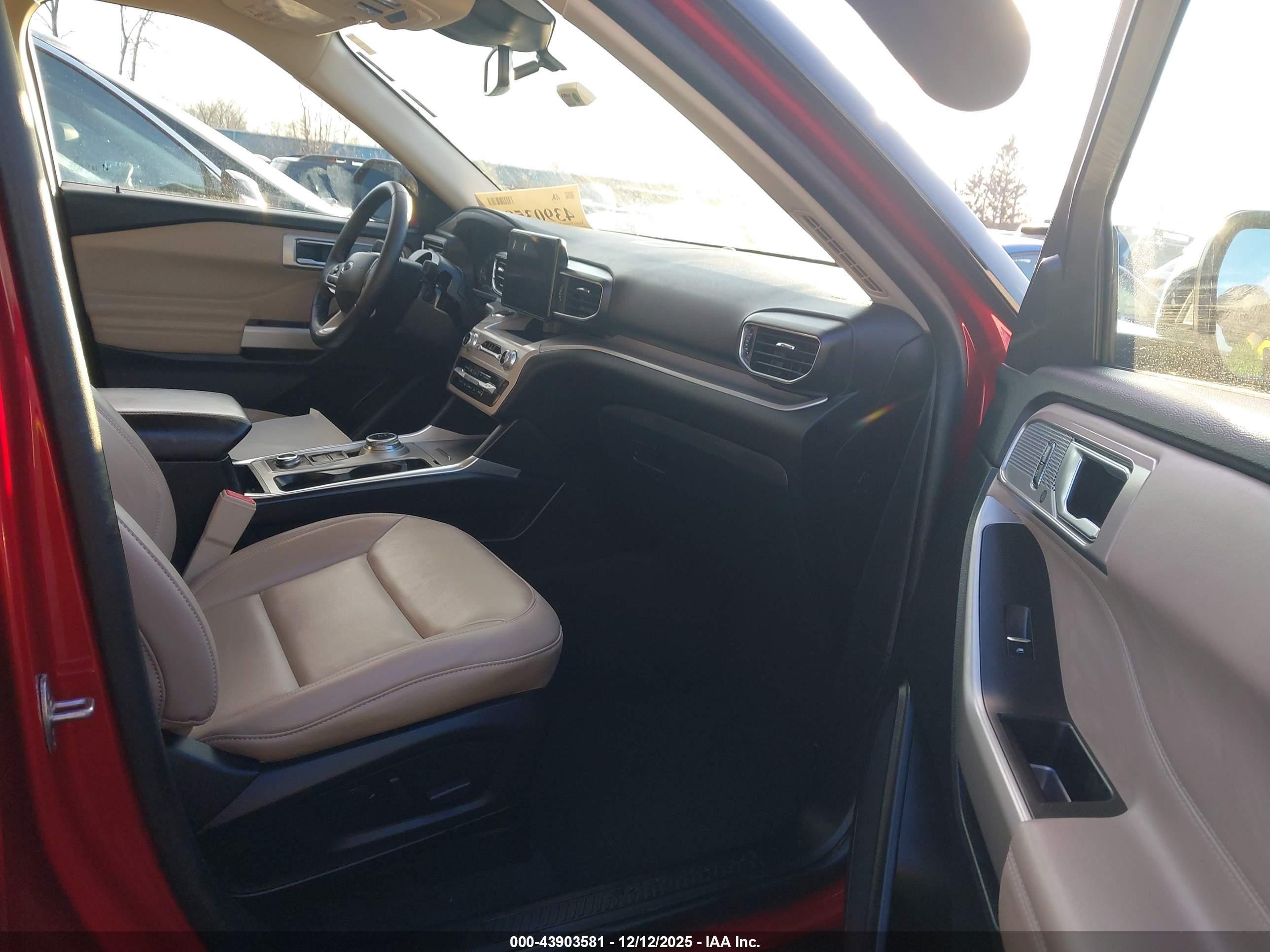 FORD EXPLORER image 5