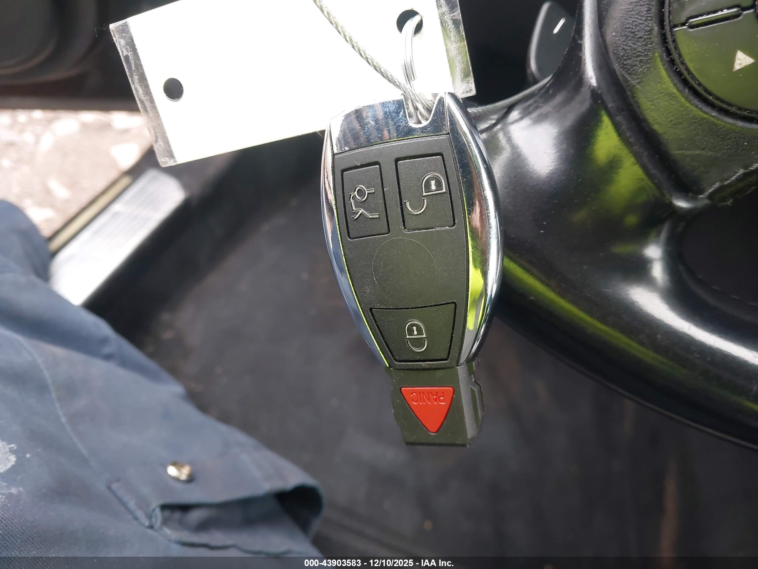 MERCEDES-BENZ S image 11