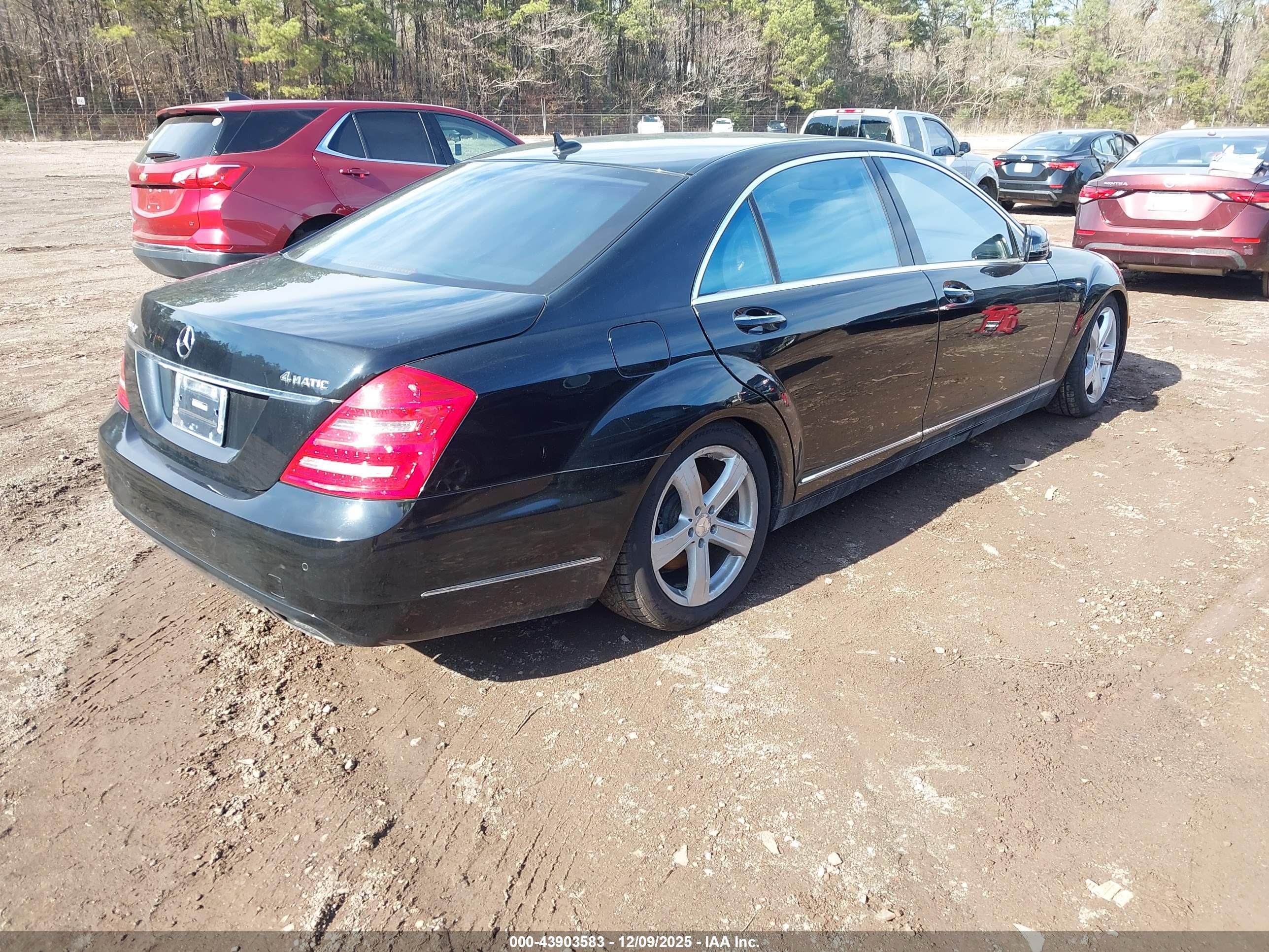 MERCEDES-BENZ S image 4