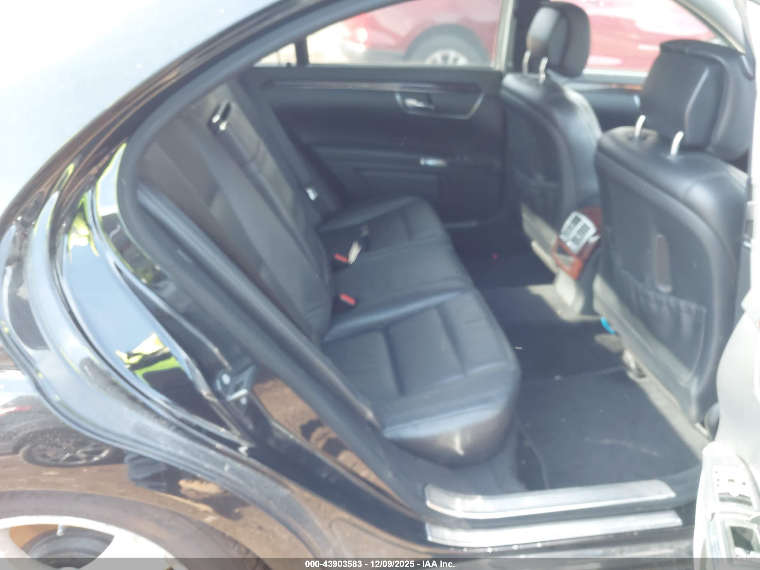 MERCEDES-BENZ S image 8