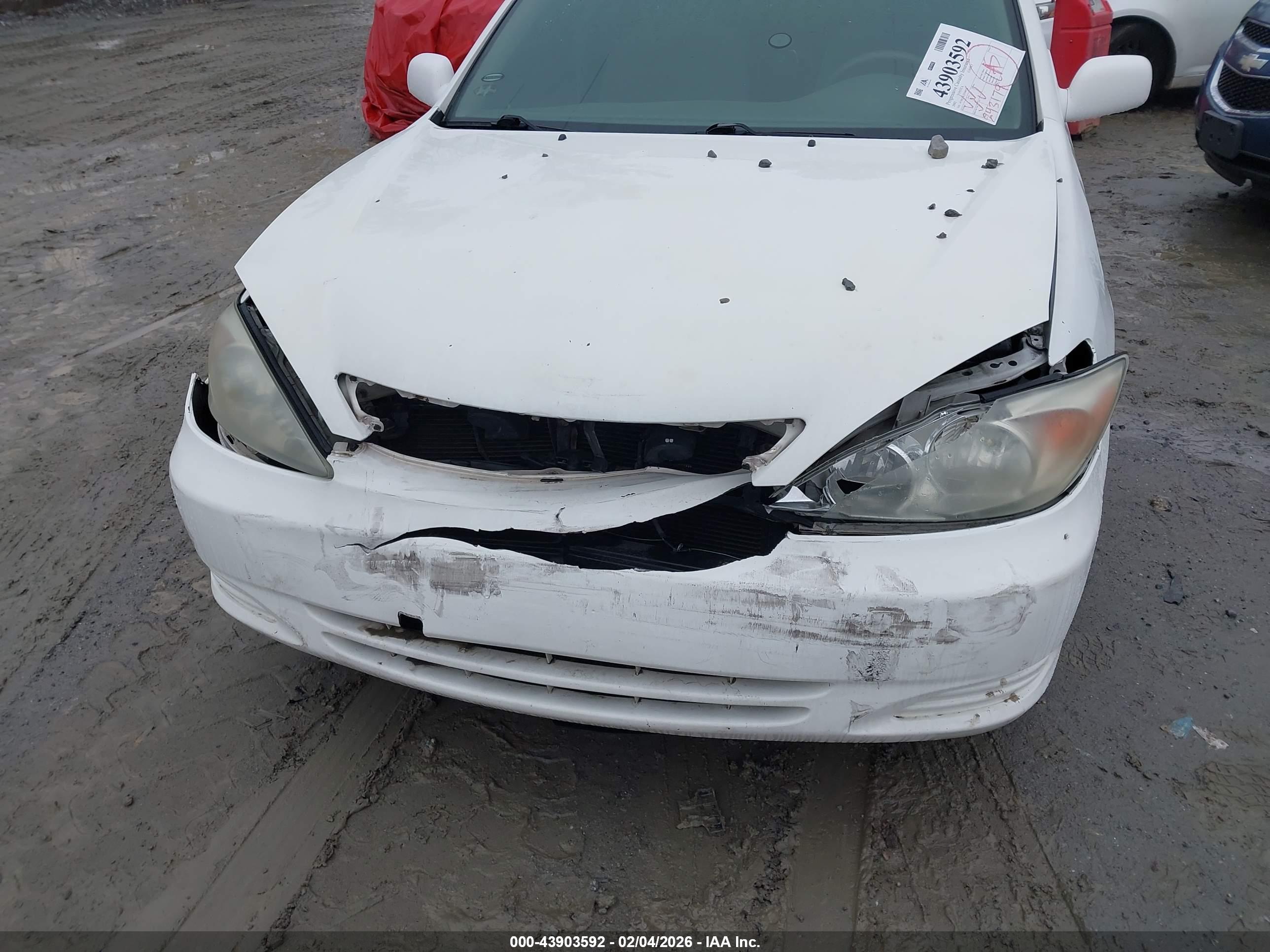 TOYOTA CAMRY image 6