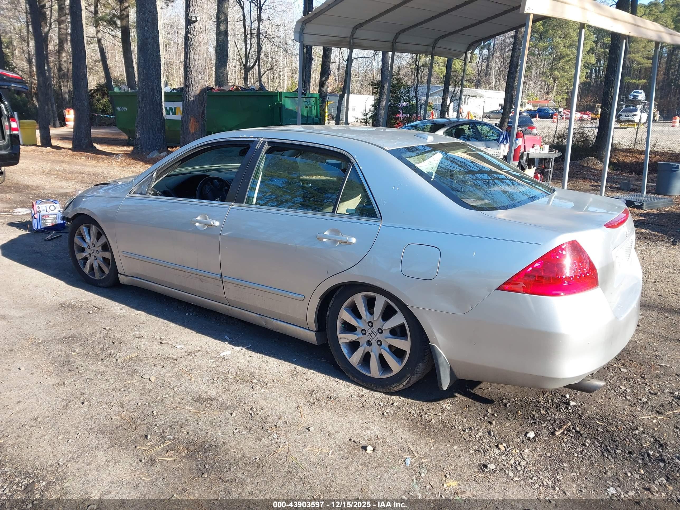 HONDA ACCORD image 3