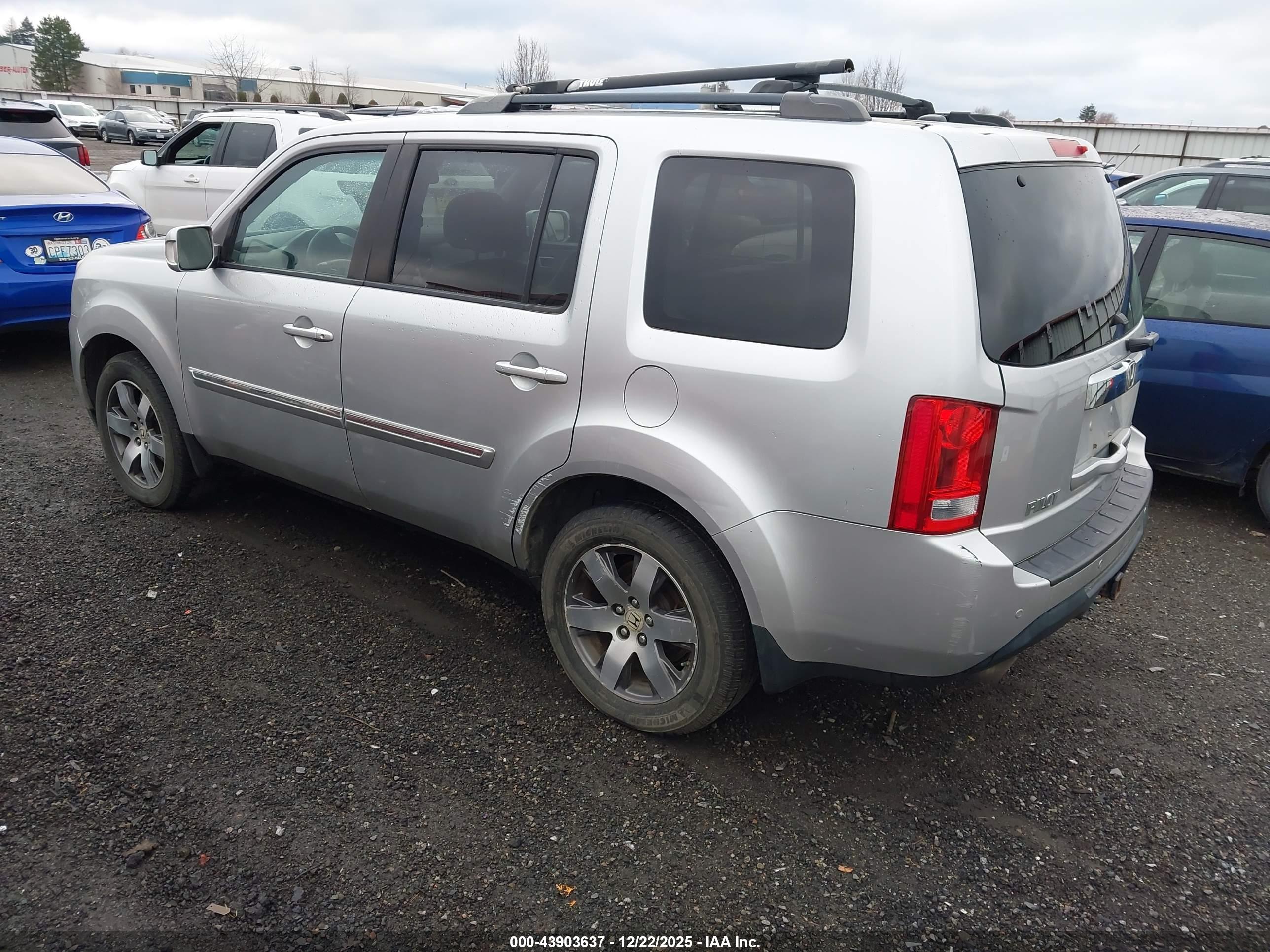 HONDA PILOT image 3