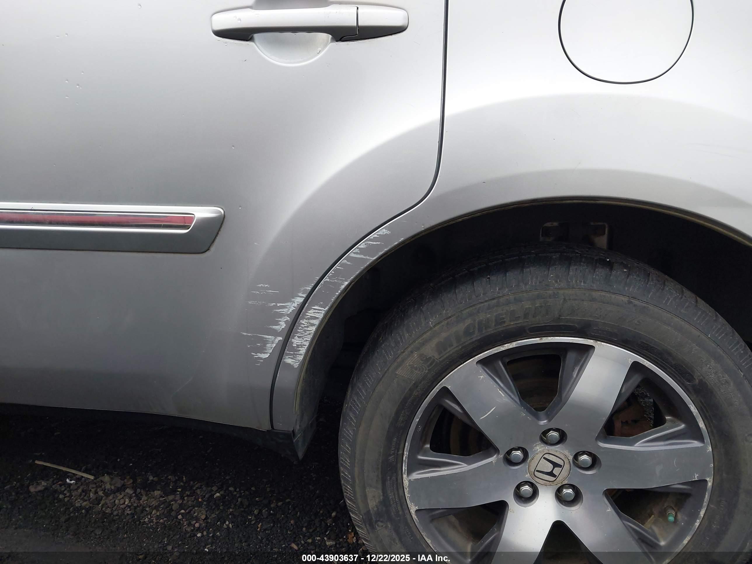 HONDA PILOT image 6