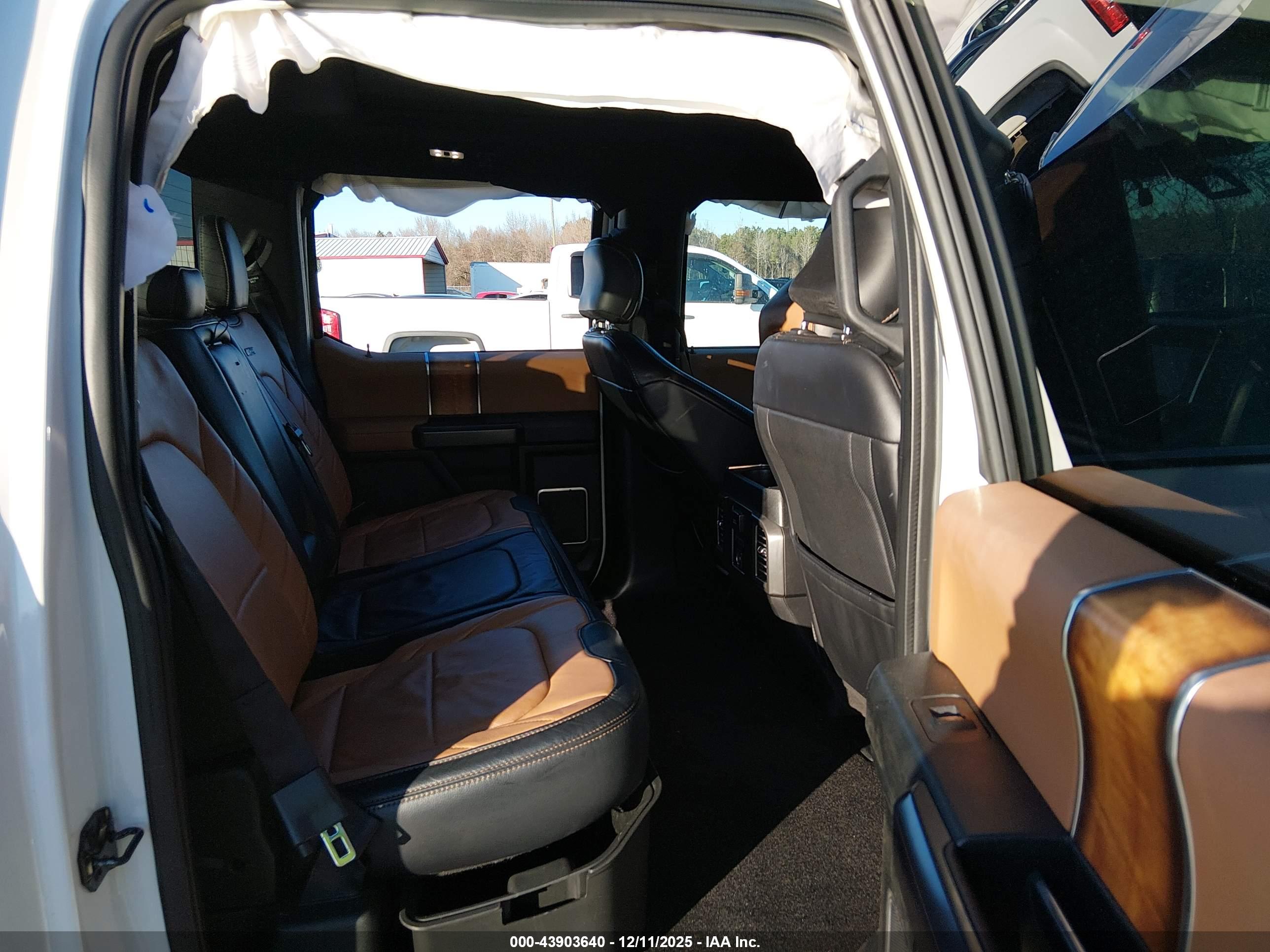 FORD F-150 image 8