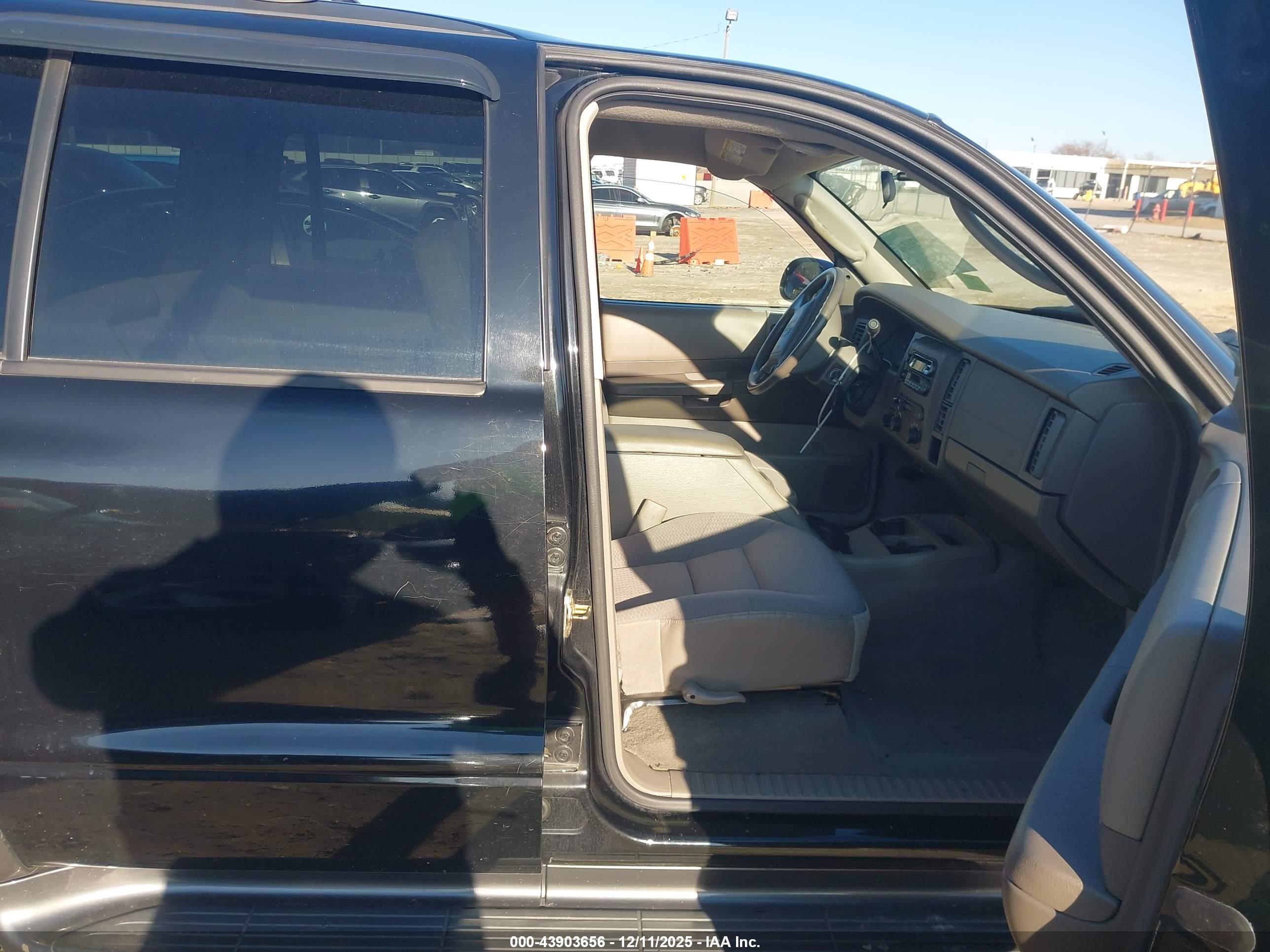 DODGE DURANGO image 5