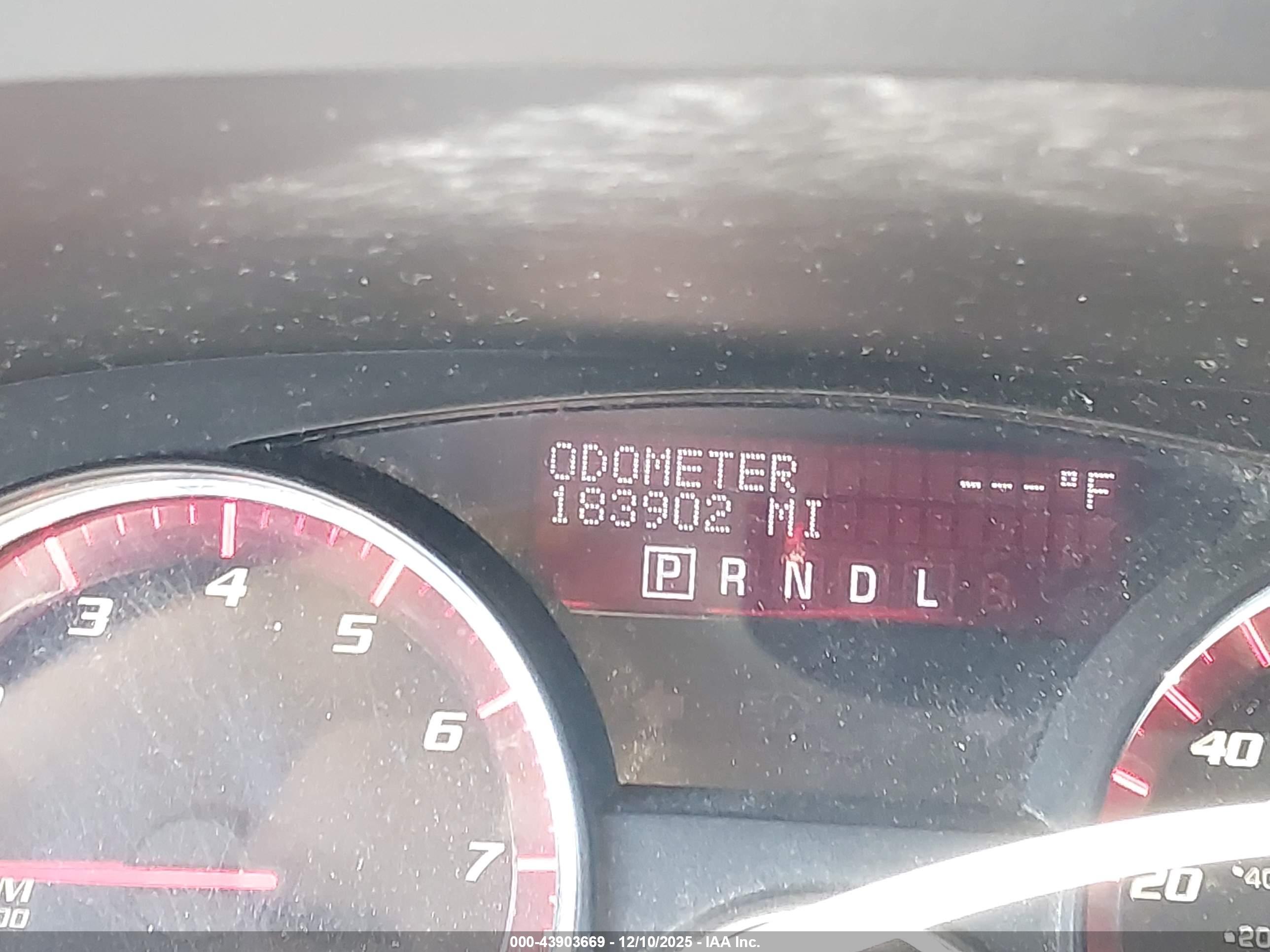 GMC ACADIA image 7