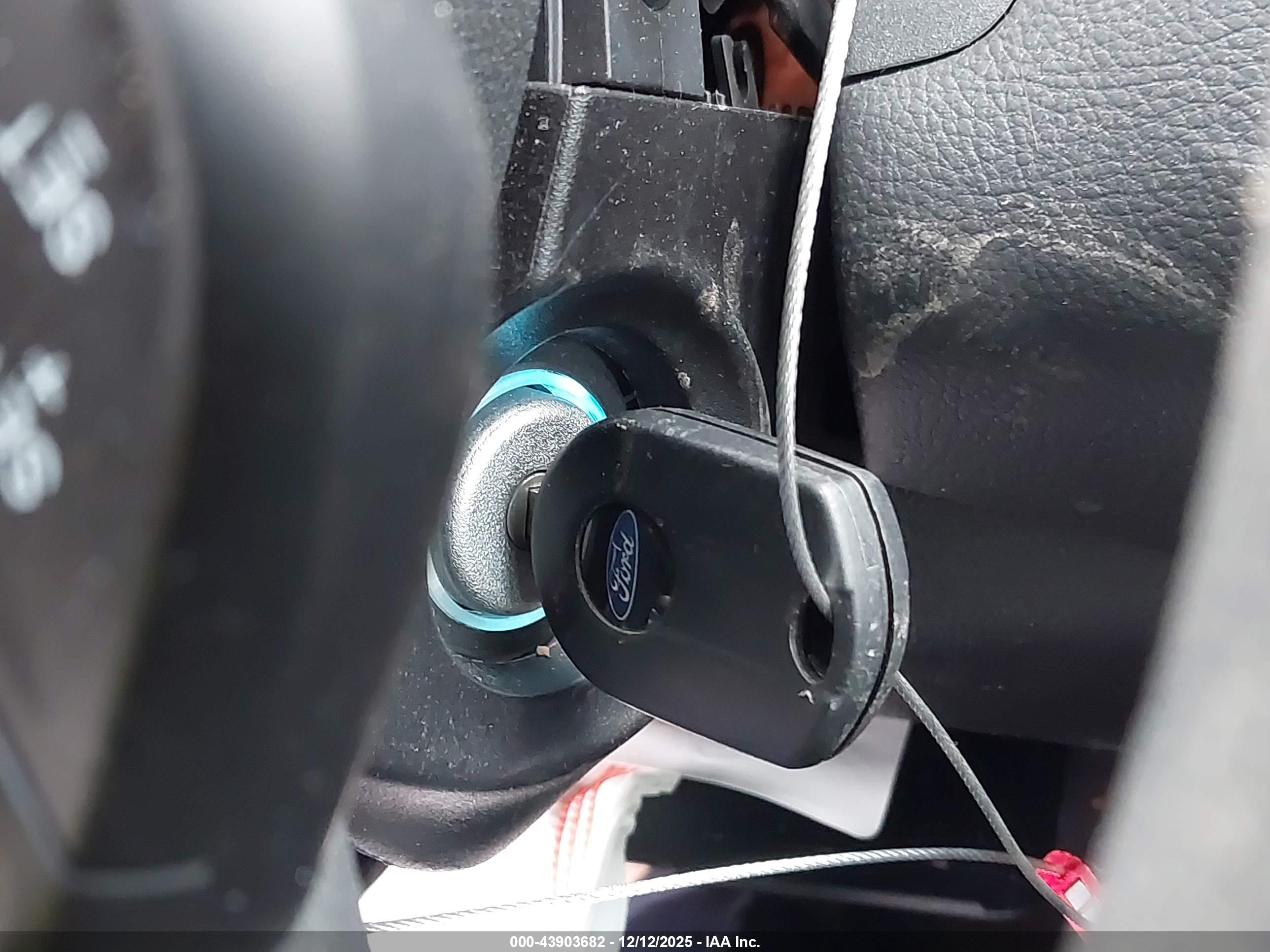 FORD FOCUS image 11