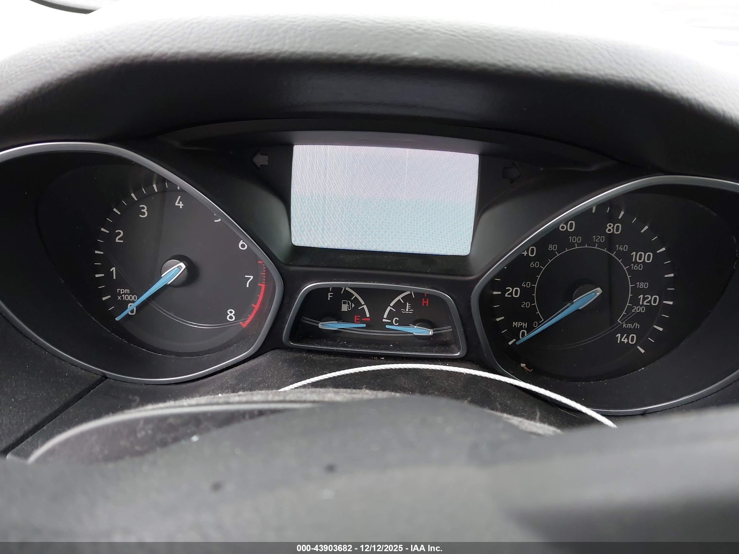 FORD FOCUS image 7